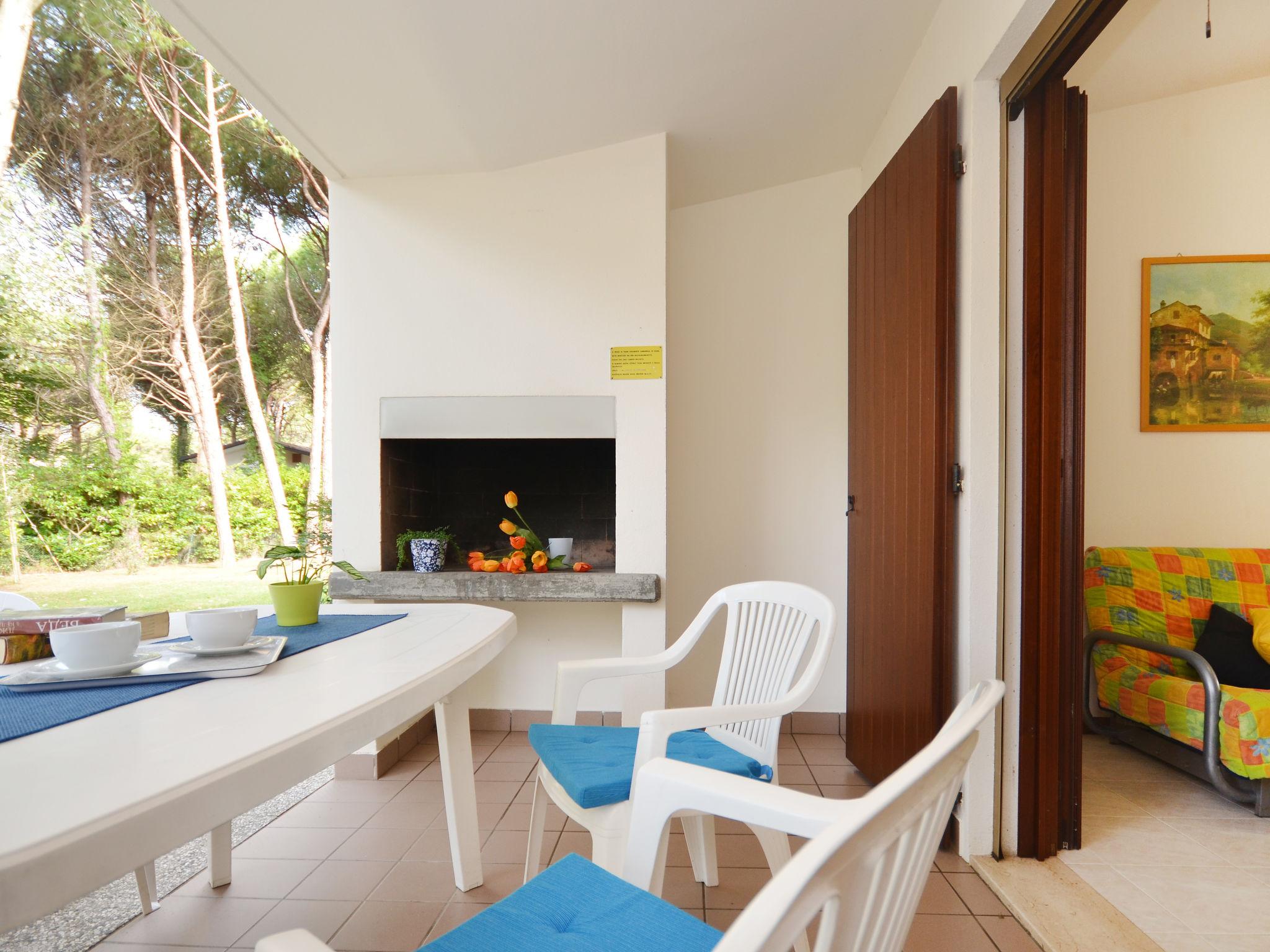 Foto 4 - Casa de 2 habitaciones en San Michele al Tagliamento con piscina y vistas al mar