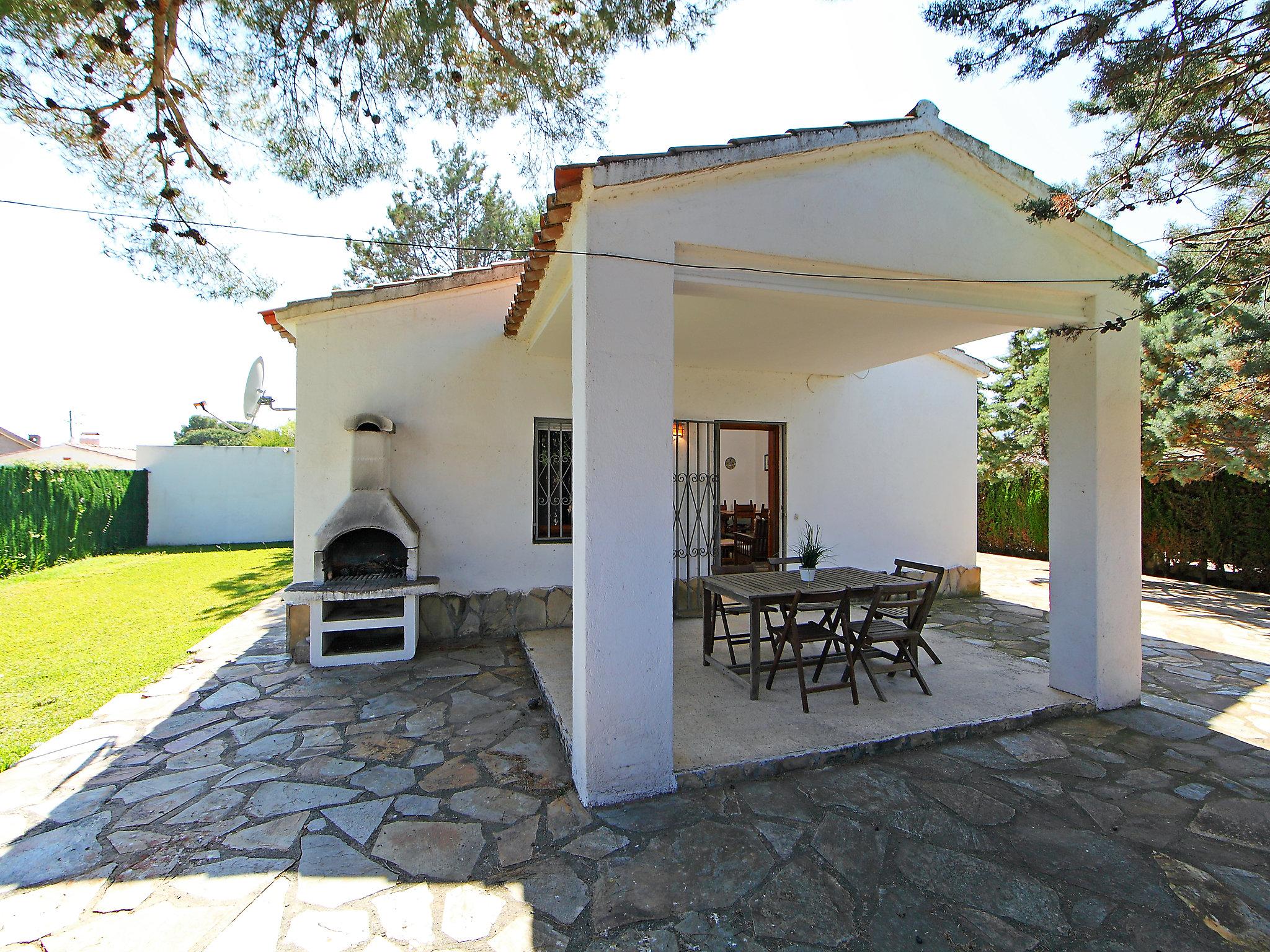 Photo 23 - 3 bedroom House in Cambrils with garden