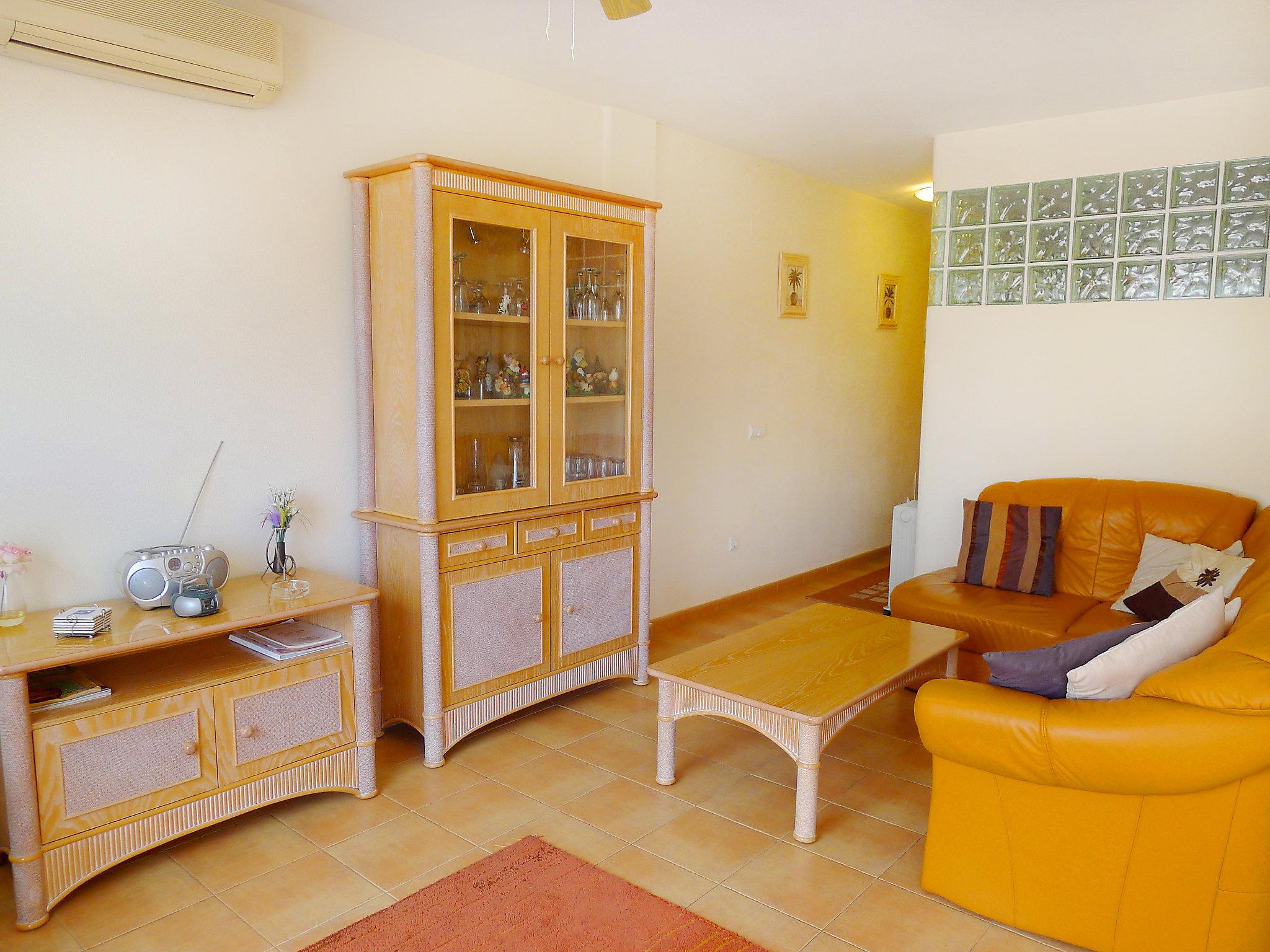 Photo 6 - 2 bedroom Apartment in Calp with swimming pool and garden