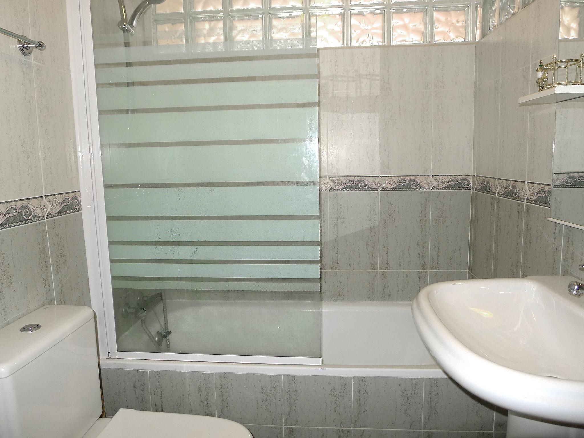 Foto 12 - Apartamento de 2 quartos em Calp com piscina e jardim