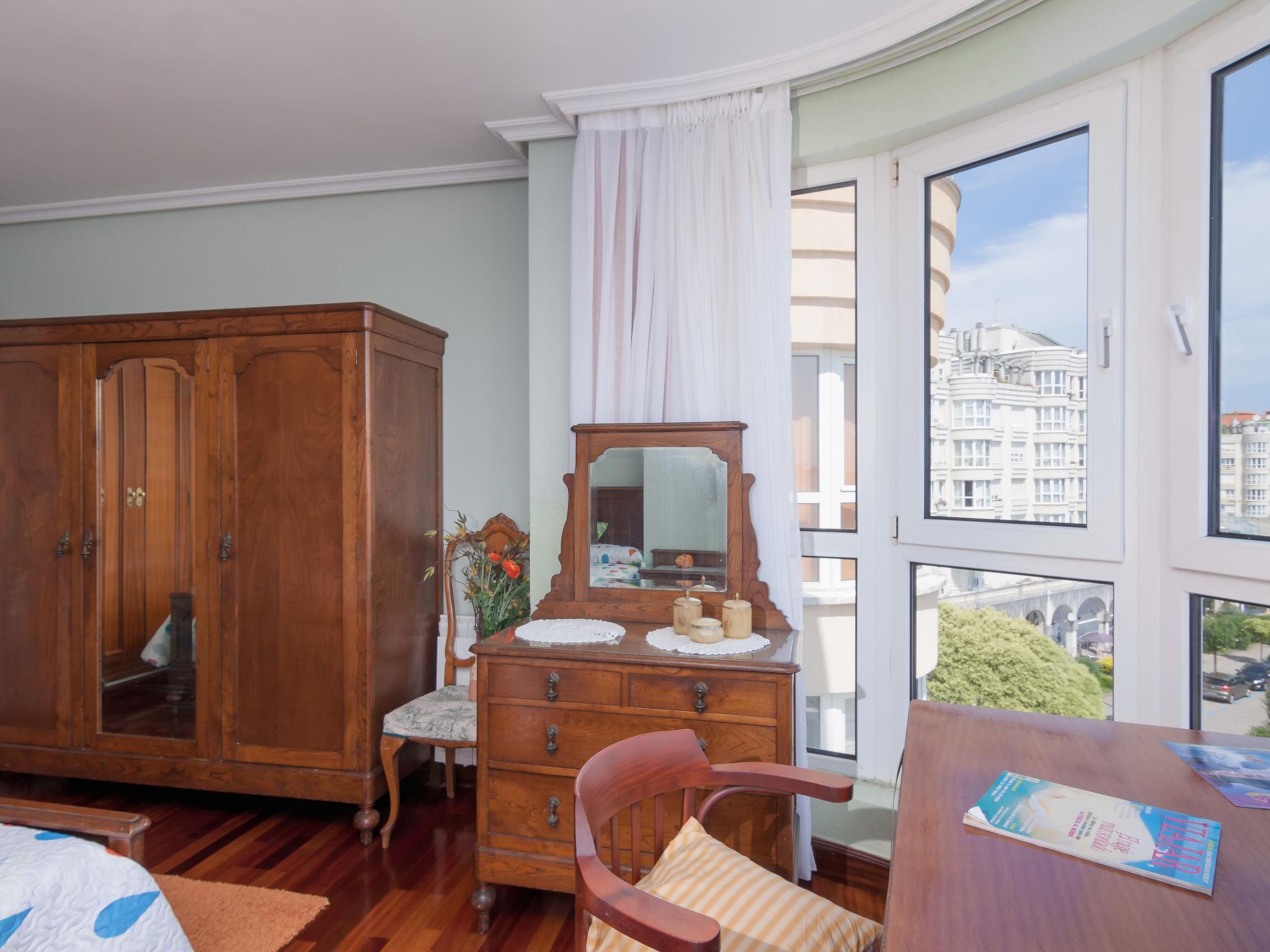Foto 14 - Apartamento de 2 quartos em Castro-Urdiales com piscina e vistas do mar