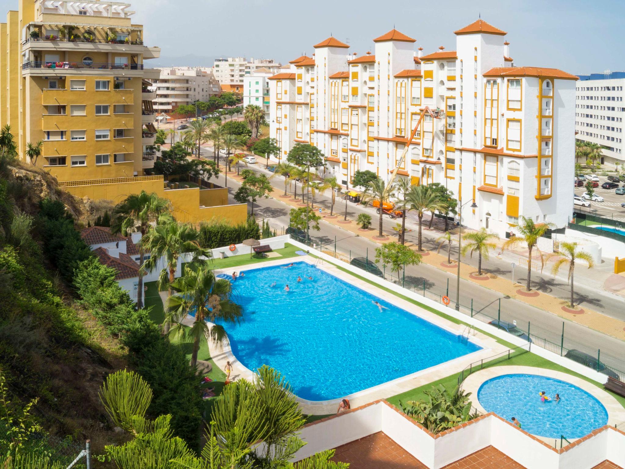 Foto 1 - Apartment mit 2 Schlafzimmern in Estepona mit schwimmbad und blick aufs meer