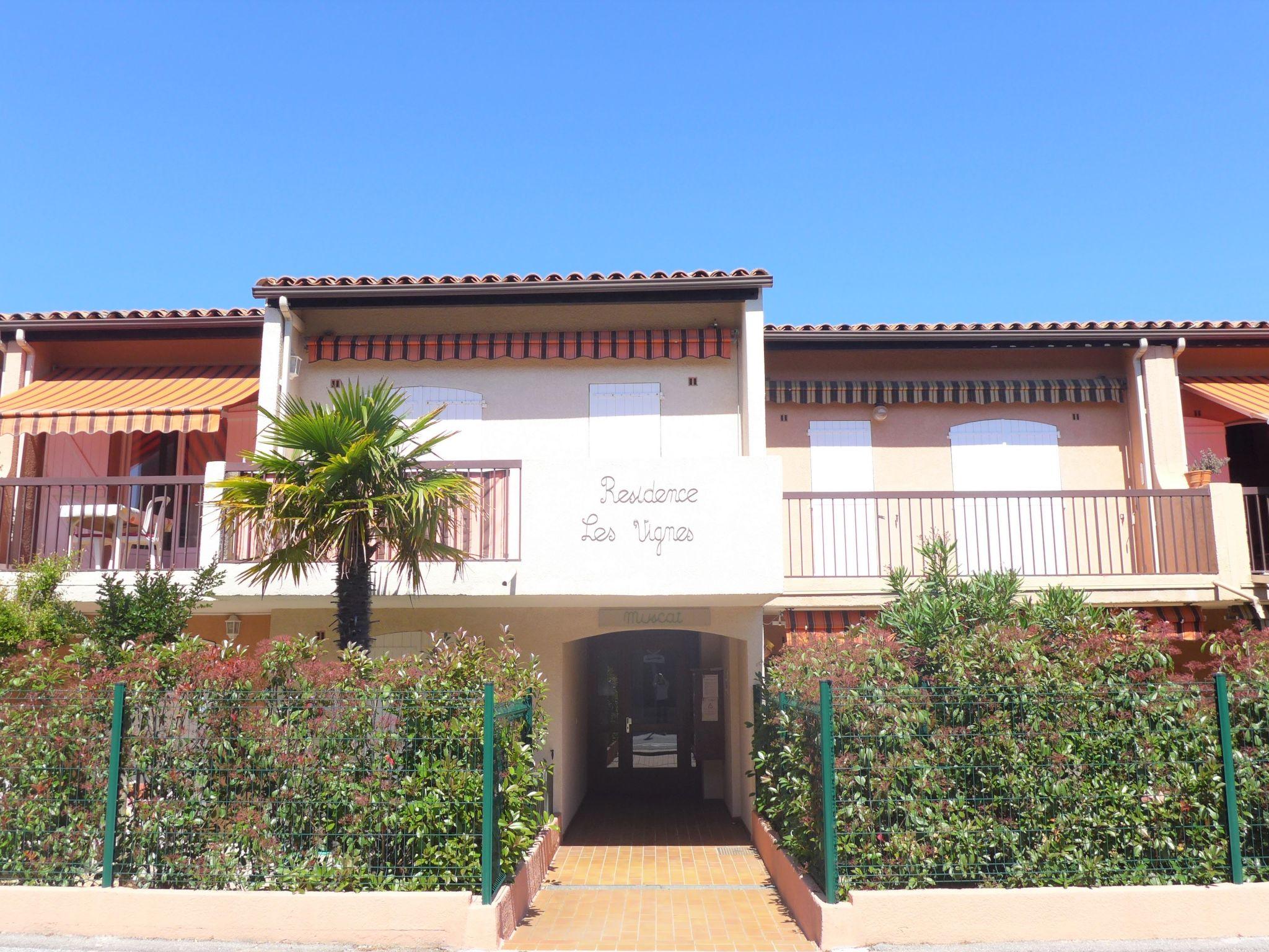 Foto 3 - Apartment in Cavalaire-sur-Mer mit terrasse und blick aufs meer