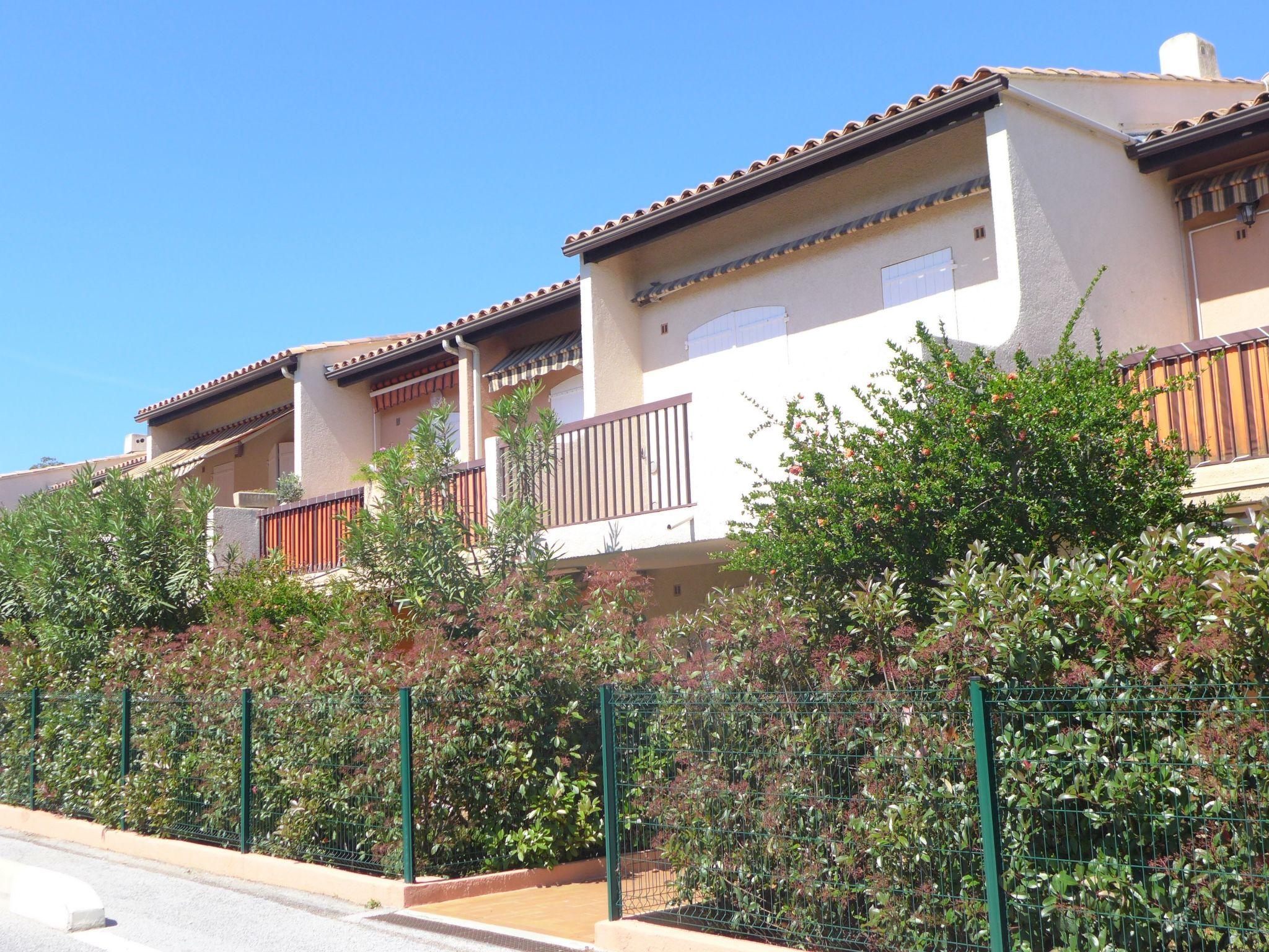 Foto 19 - Apartamento en Cavalaire-sur-Mer con terraza y vistas al mar