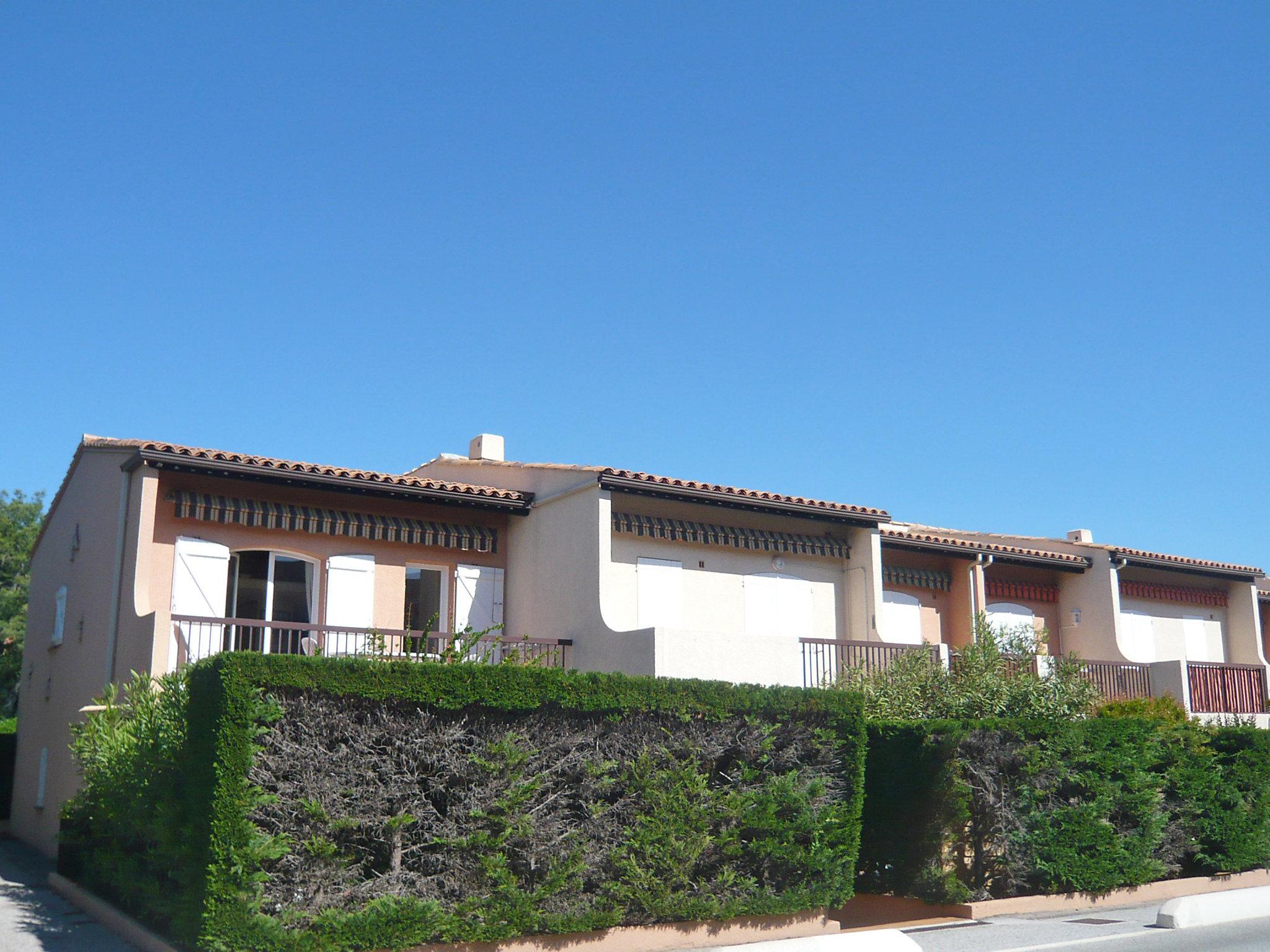 Foto 18 - Apartment in Cavalaire-sur-Mer mit terrasse und blick aufs meer