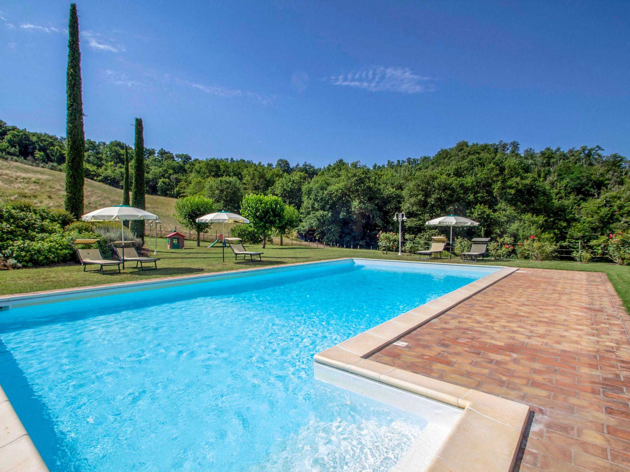 Foto 2 - Appartamento con 2 camere da letto a San Giovanni Valdarno con piscina