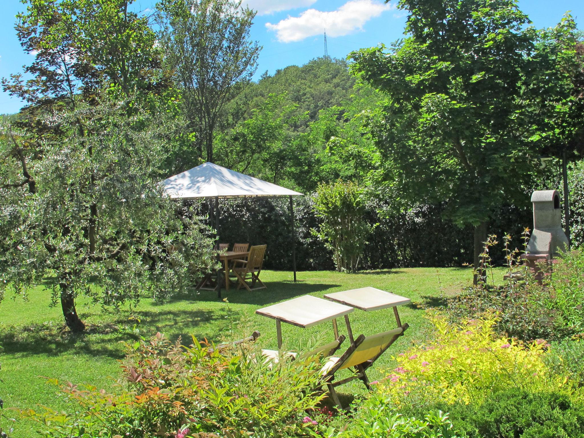 Foto 6 - Appartamento con 2 camere da letto a San Giovanni Valdarno con piscina e giardino