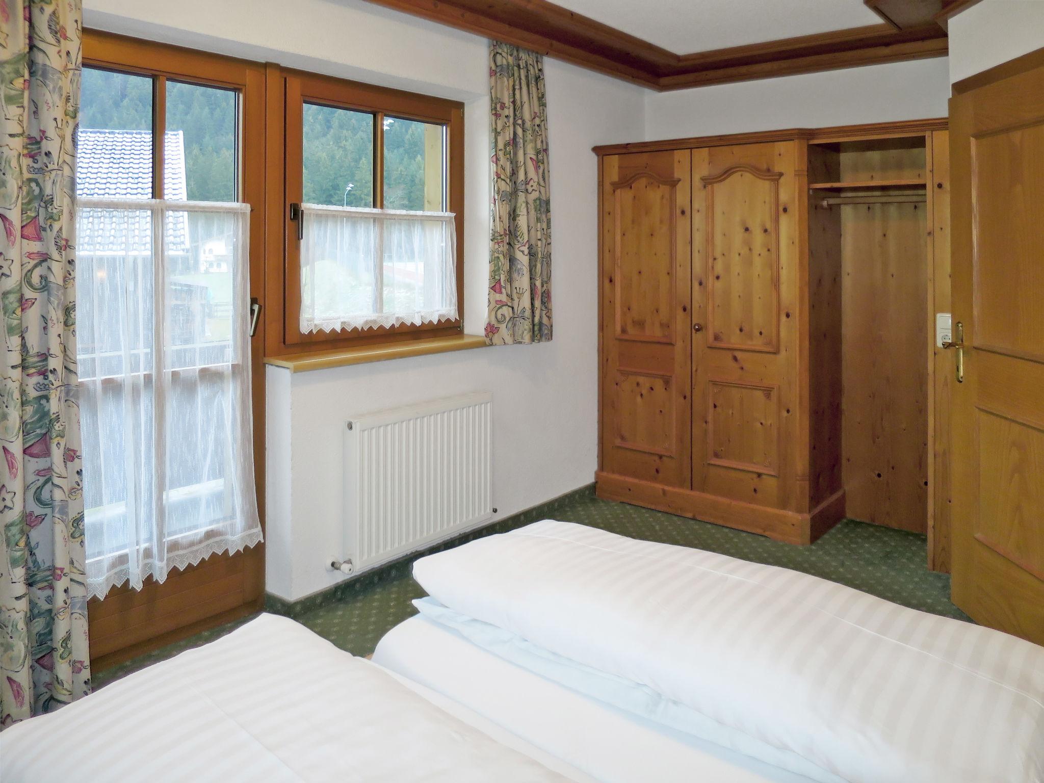 Photo 9 - Appartement de 1 chambre à Mayrhofen avec terrasse et vues sur la montagne