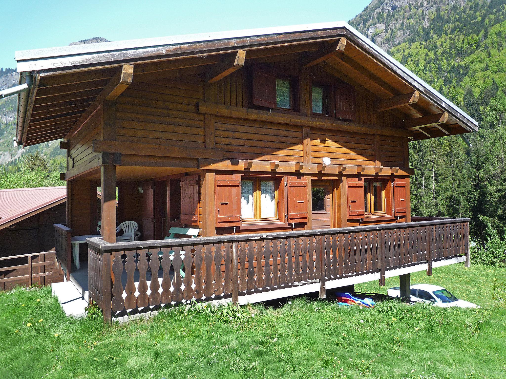 Foto 1 - Casa de 2 habitaciones en Les Houches con terraza y vistas a la montaña