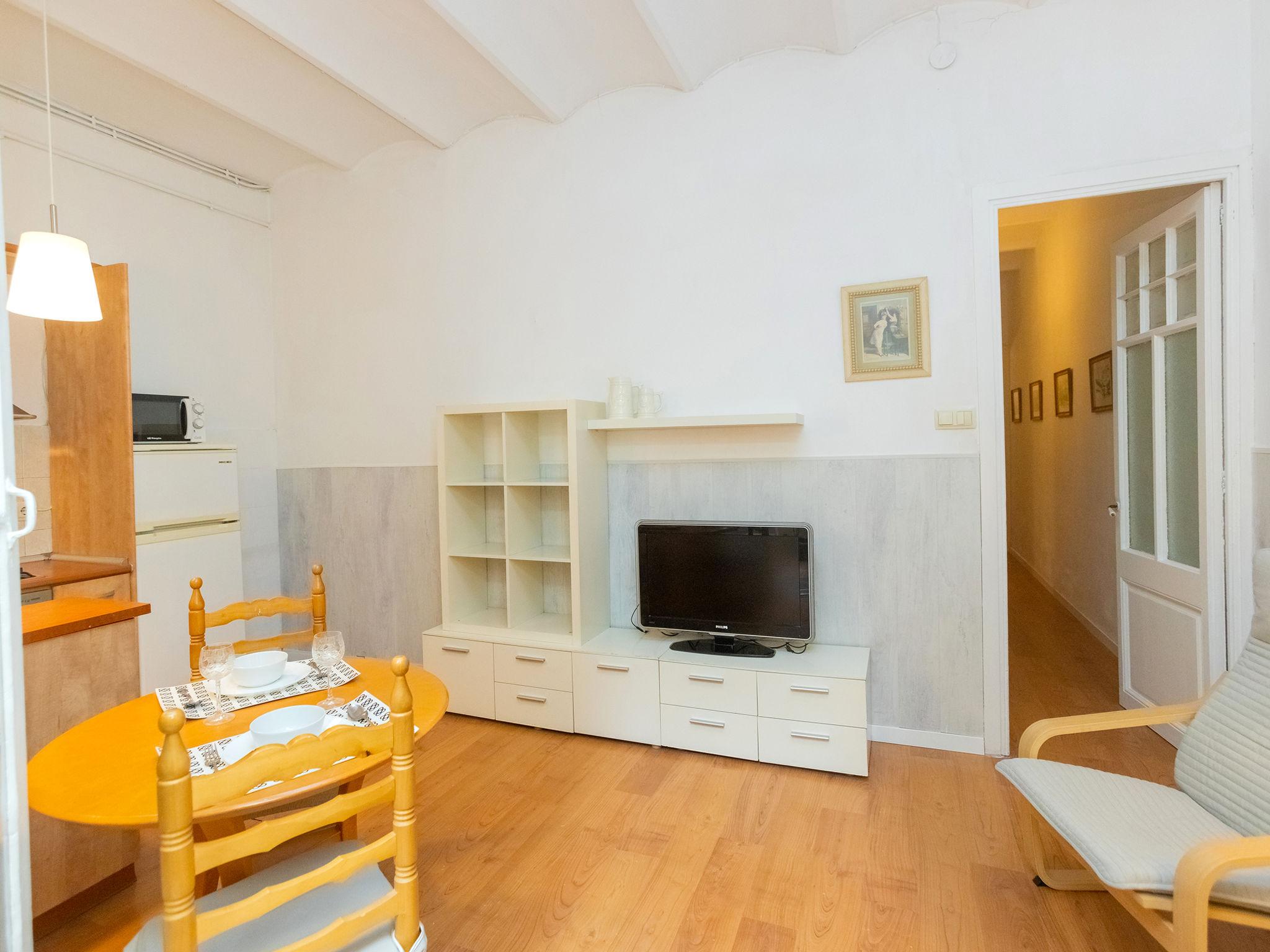 Foto 11 - Apartment mit 2 Schlafzimmern in Barcelona