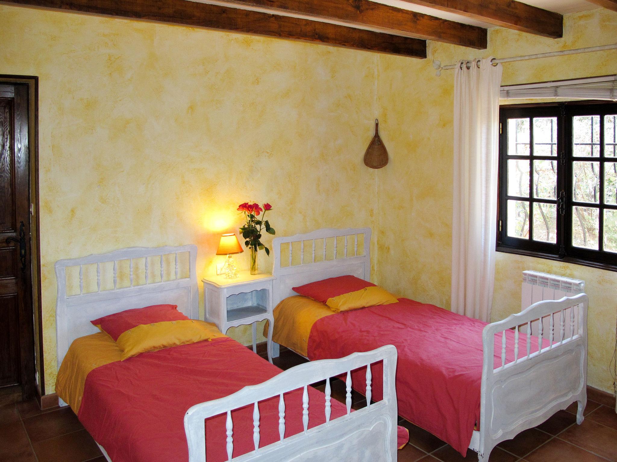 Foto 14 - Casa con 3 camere da letto a Roquebrune-sur-Argens con piscina privata e vista mare