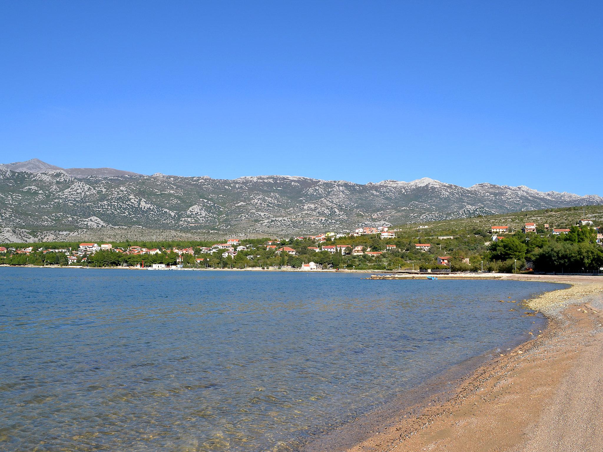 Photo 22 - Maison de 3 chambres à Jasenice avec terrasse et vues à la mer