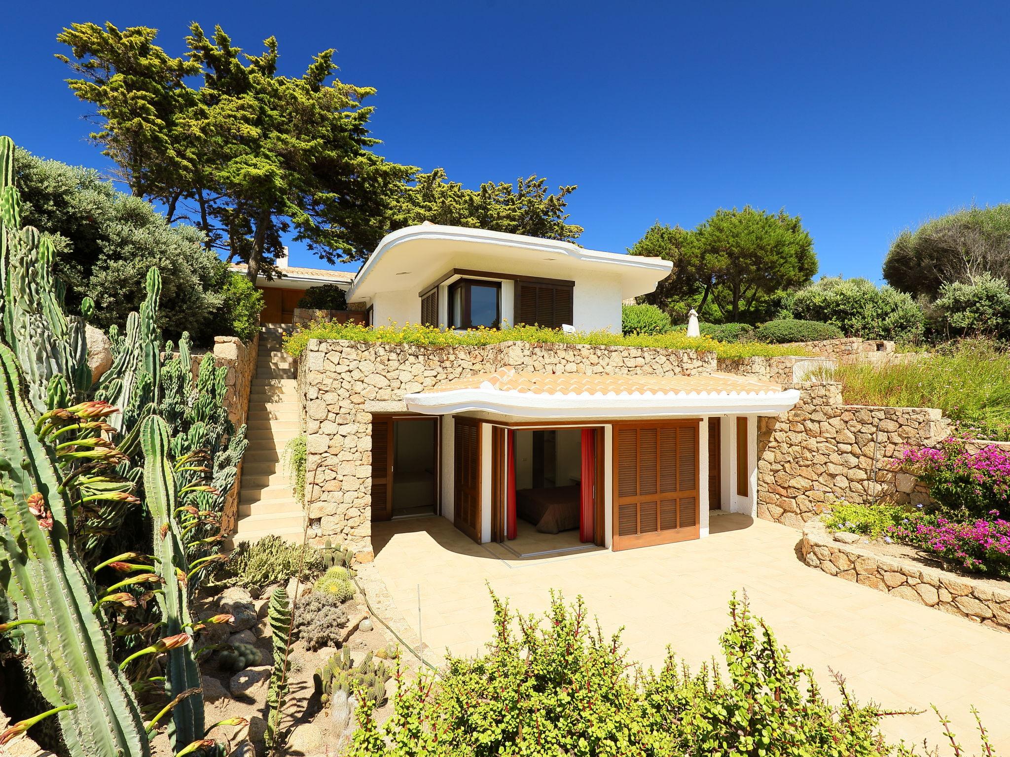 Foto 1 - Casa de 3 habitaciones en Aglientu con terraza y vistas al mar