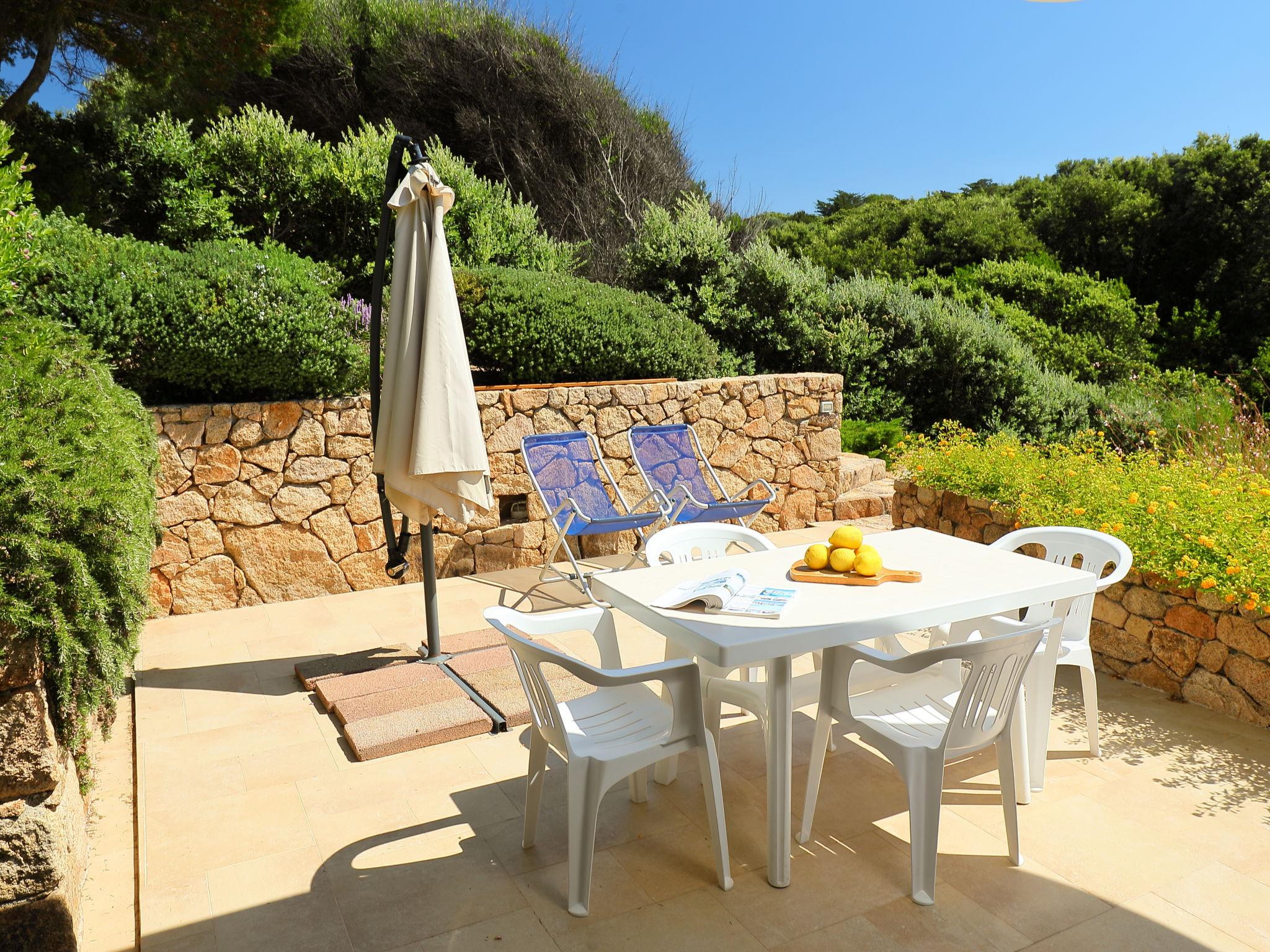 Photo 18 - Maison de 3 chambres à Aglientu avec terrasse et vues à la mer