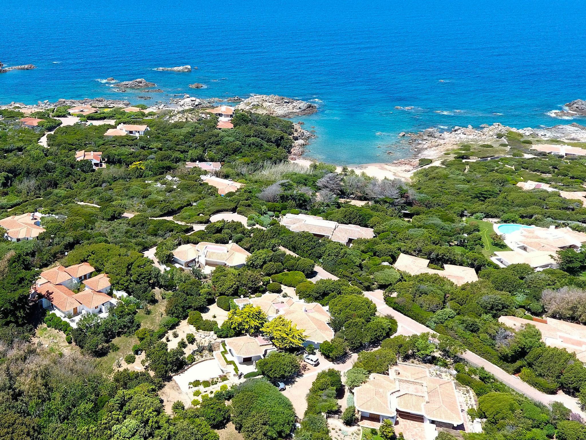 Photo 3 - Maison de 3 chambres à Aglientu avec terrasse et vues à la mer