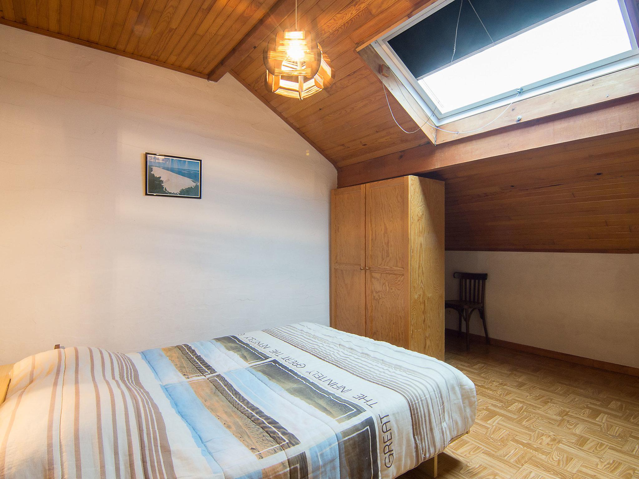 Foto 8 - Casa con 2 camere da letto a Mimizan con terrazza
