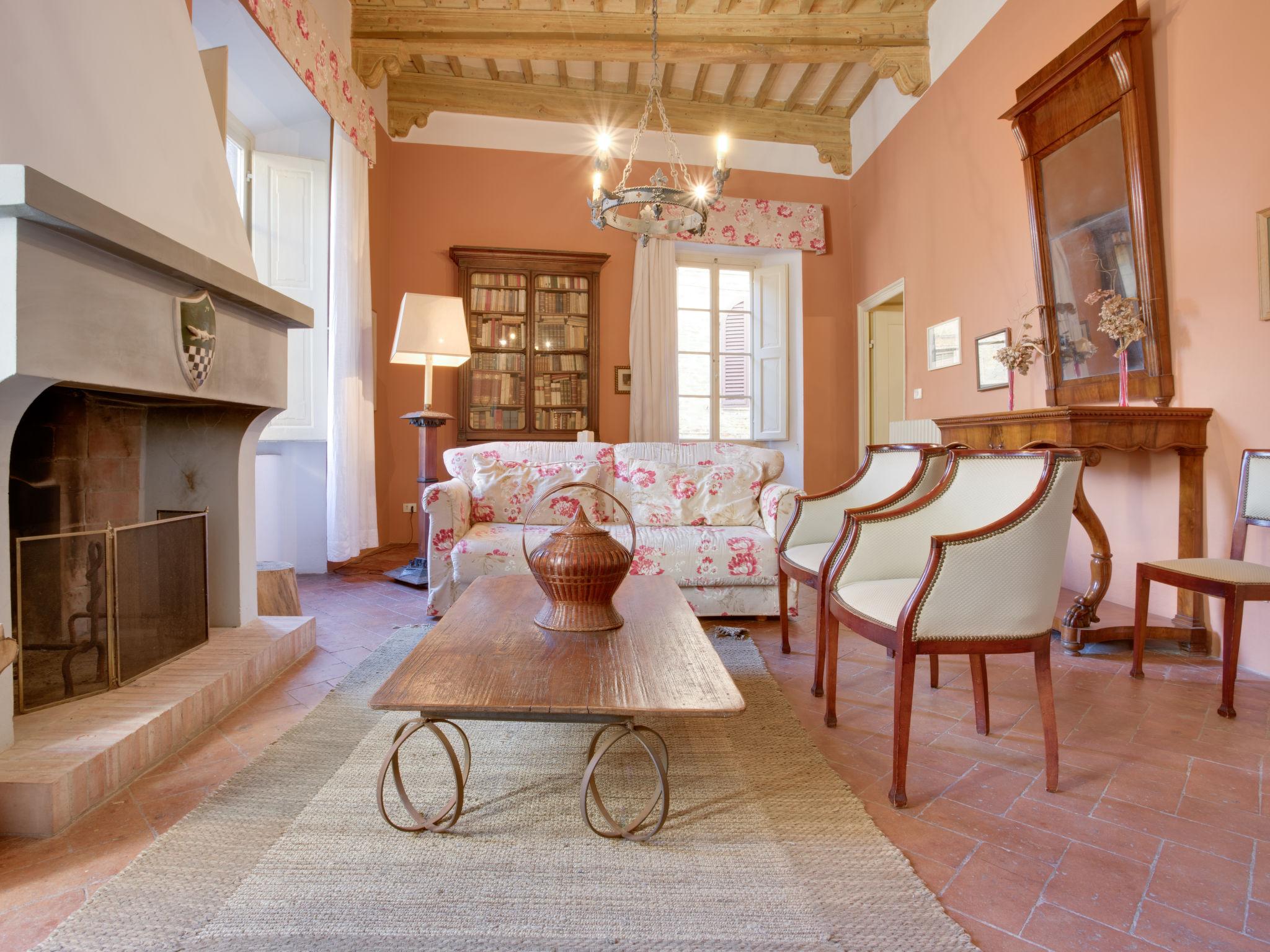 Foto 1 - Appartamento con 3 camere da letto a San Gimignano con terrazza
