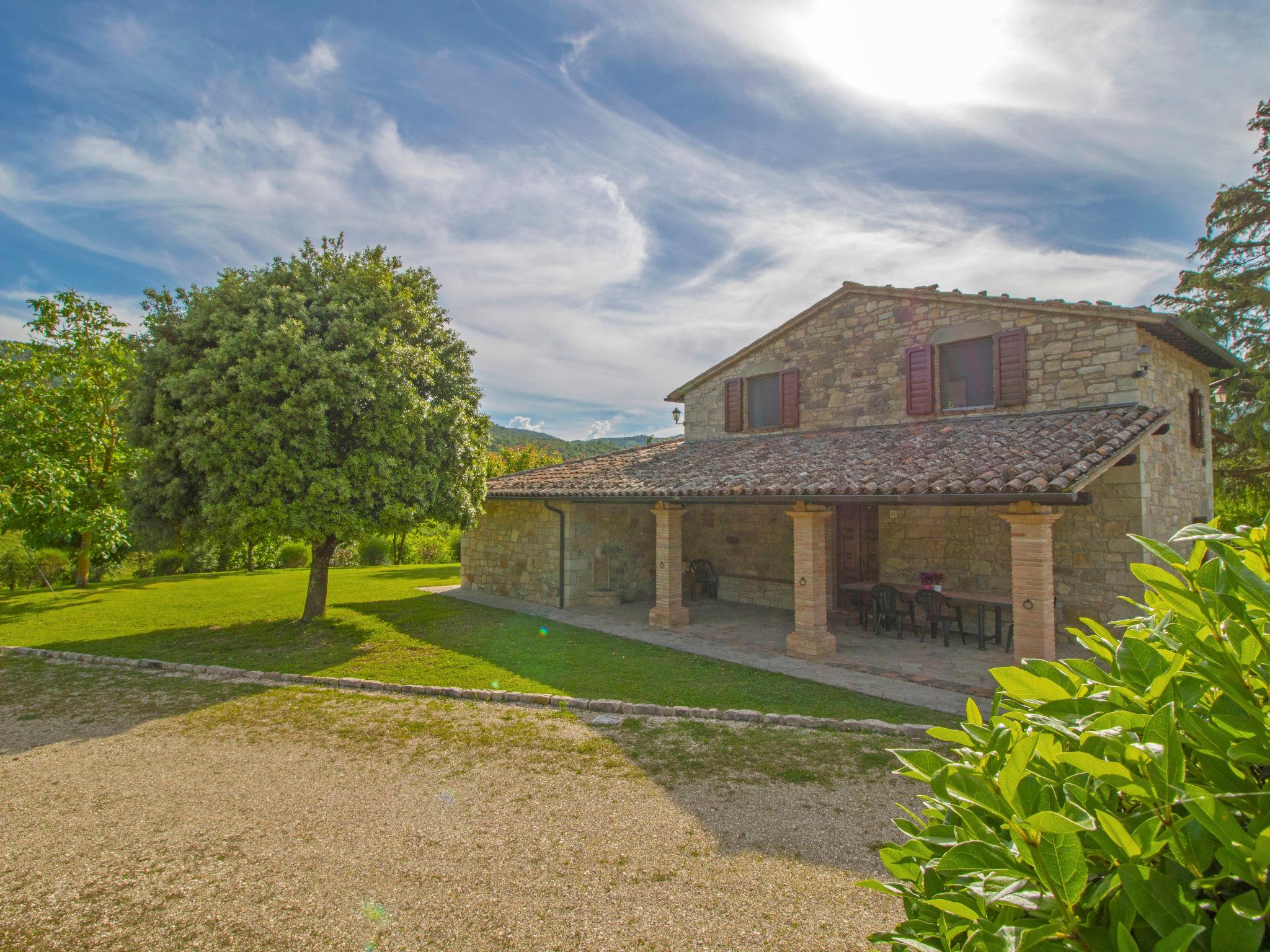 Photo 24 - 4 bedroom House in Baschi with private pool and garden