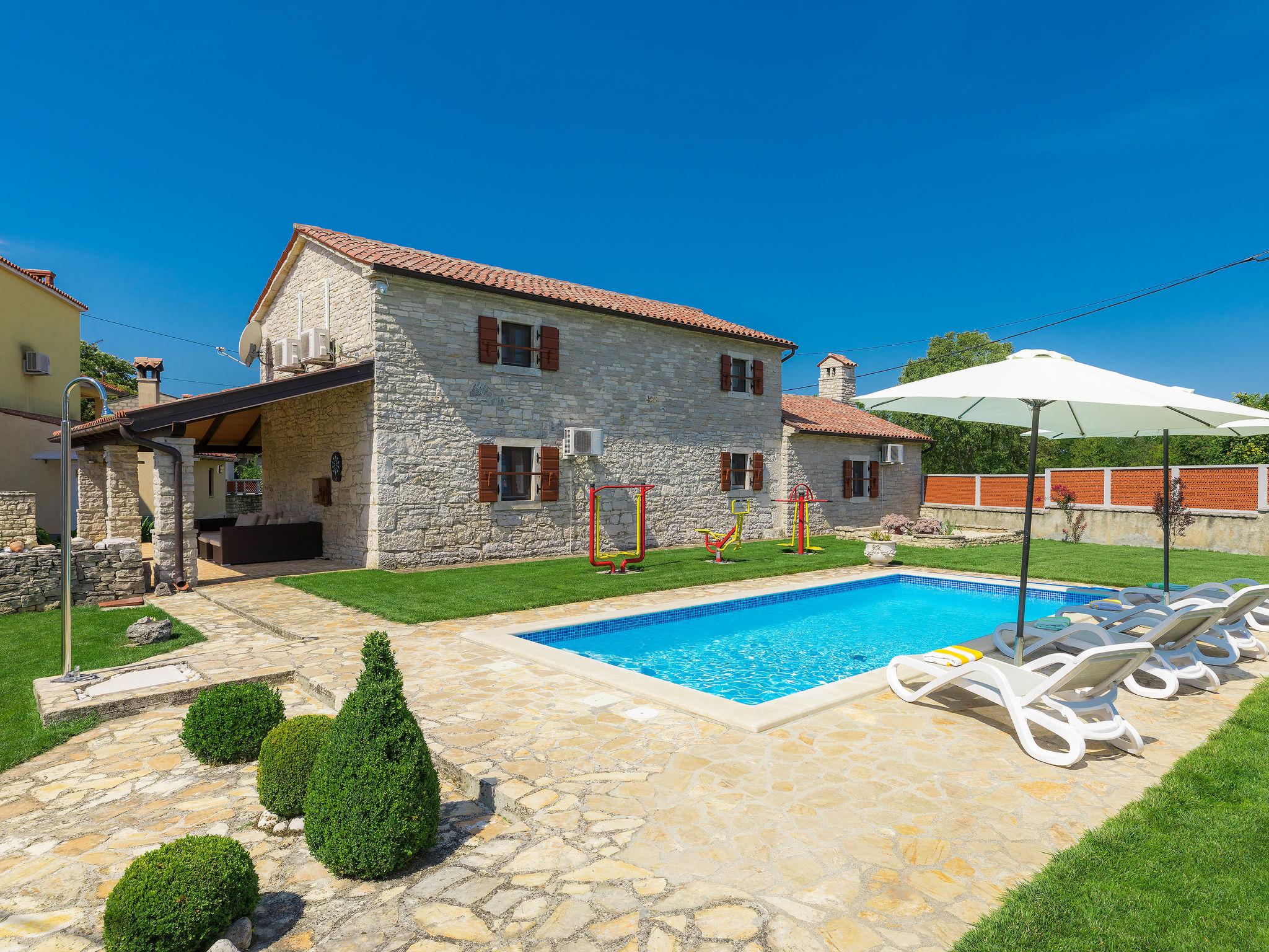 Photo 1 - 3 bedroom House in Žminj with private pool and sea view