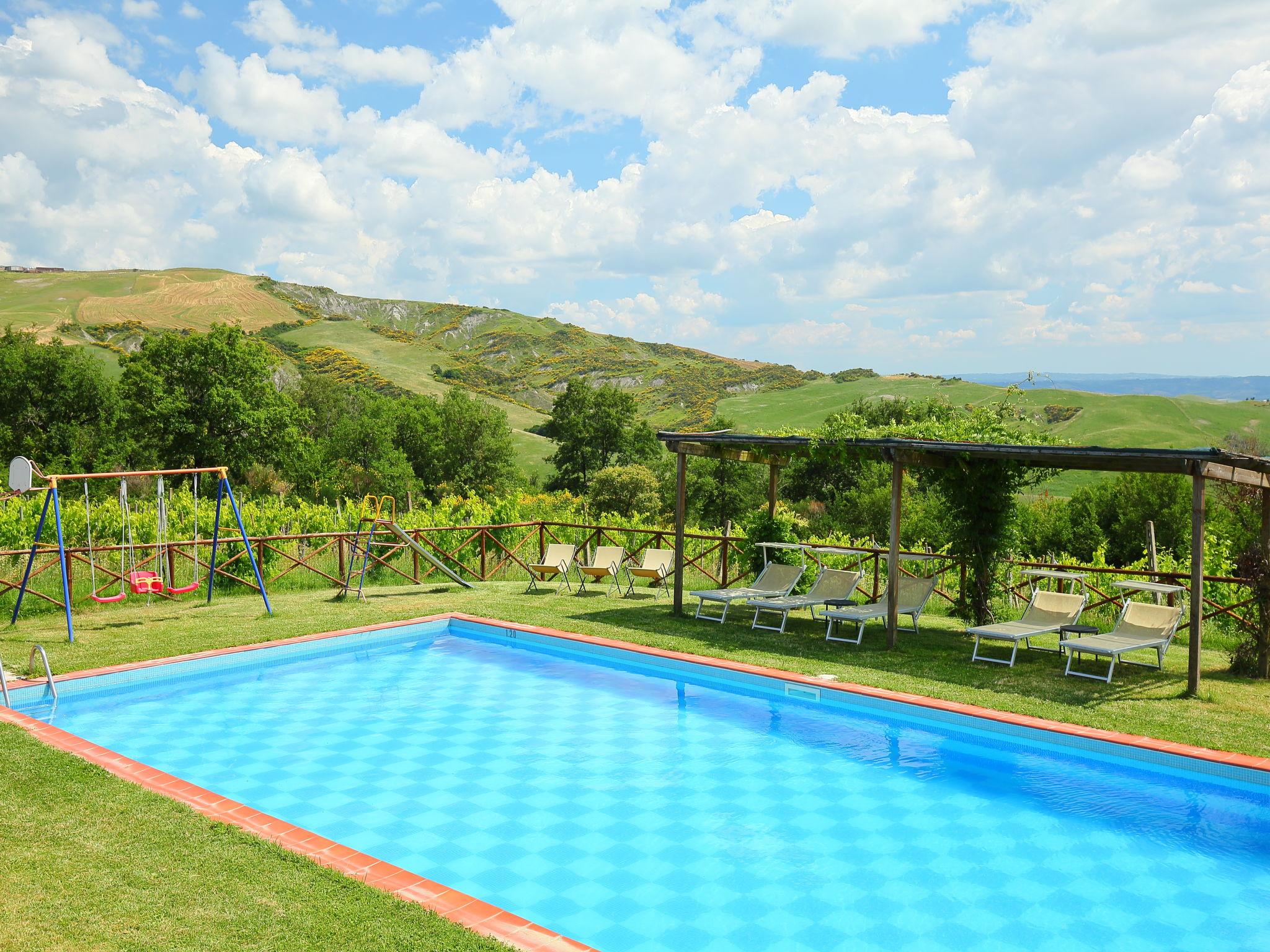 Foto 32 - Casa de 5 quartos em Radicofani com piscina privada e jardim