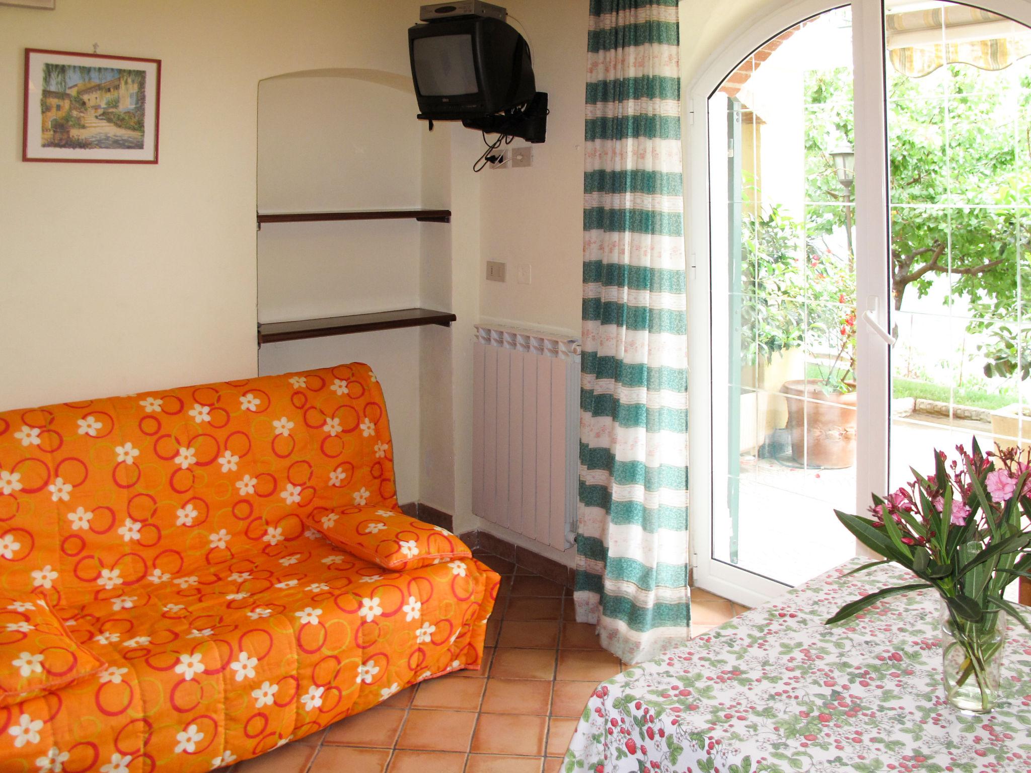 Photo 6 - 1 bedroom Apartment in Prelà with swimming pool and garden