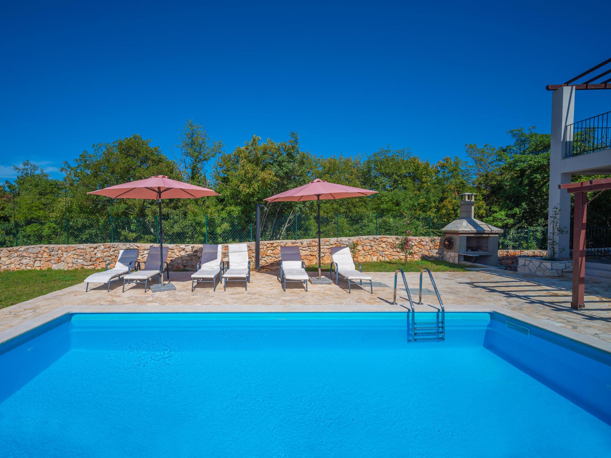 Foto 17 - Casa de 3 habitaciones en Dobrinj con piscina privada y vistas al mar