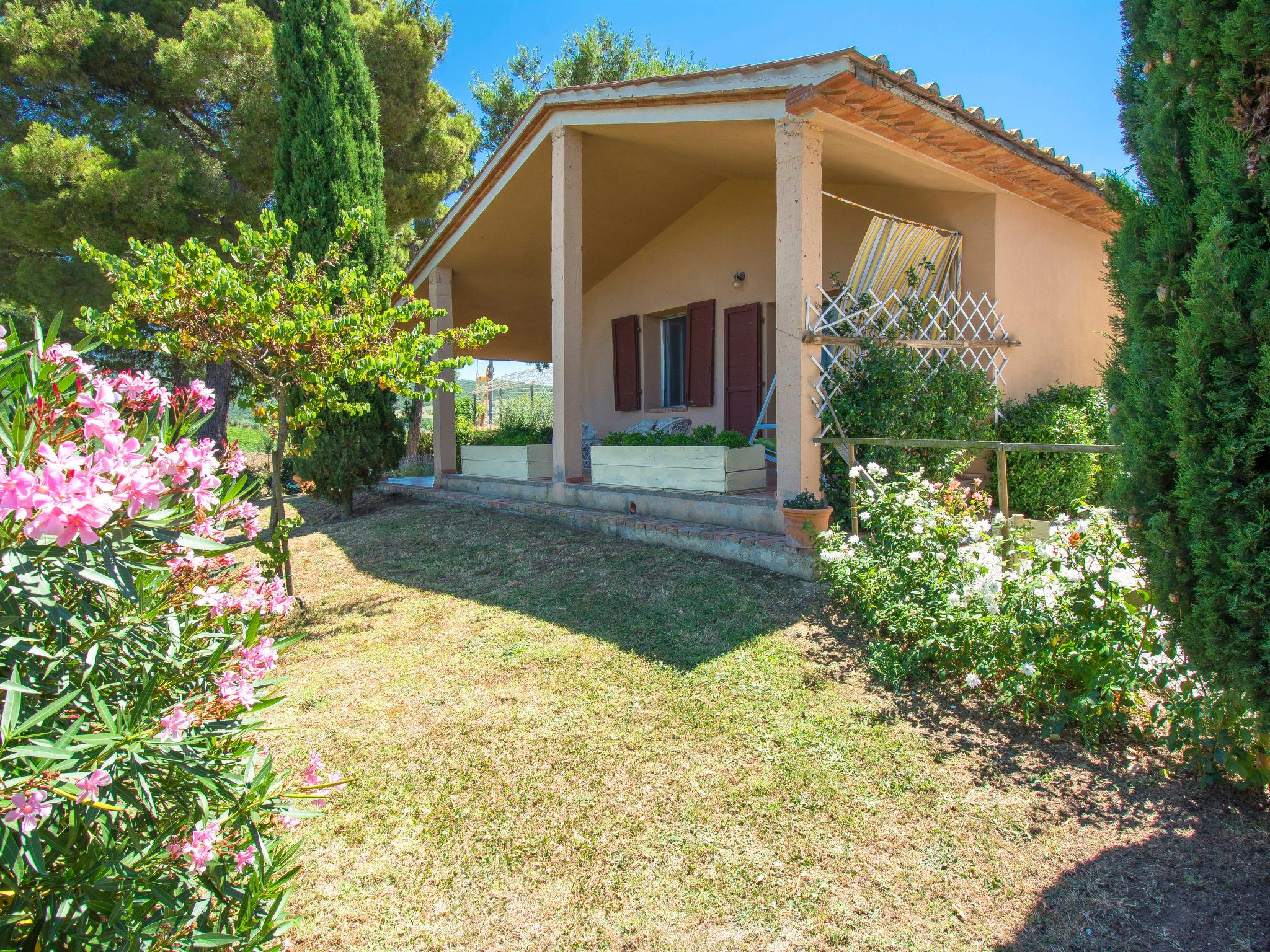 Photo 6 - Maison de 2 chambres à Bibbona avec jardin et terrasse