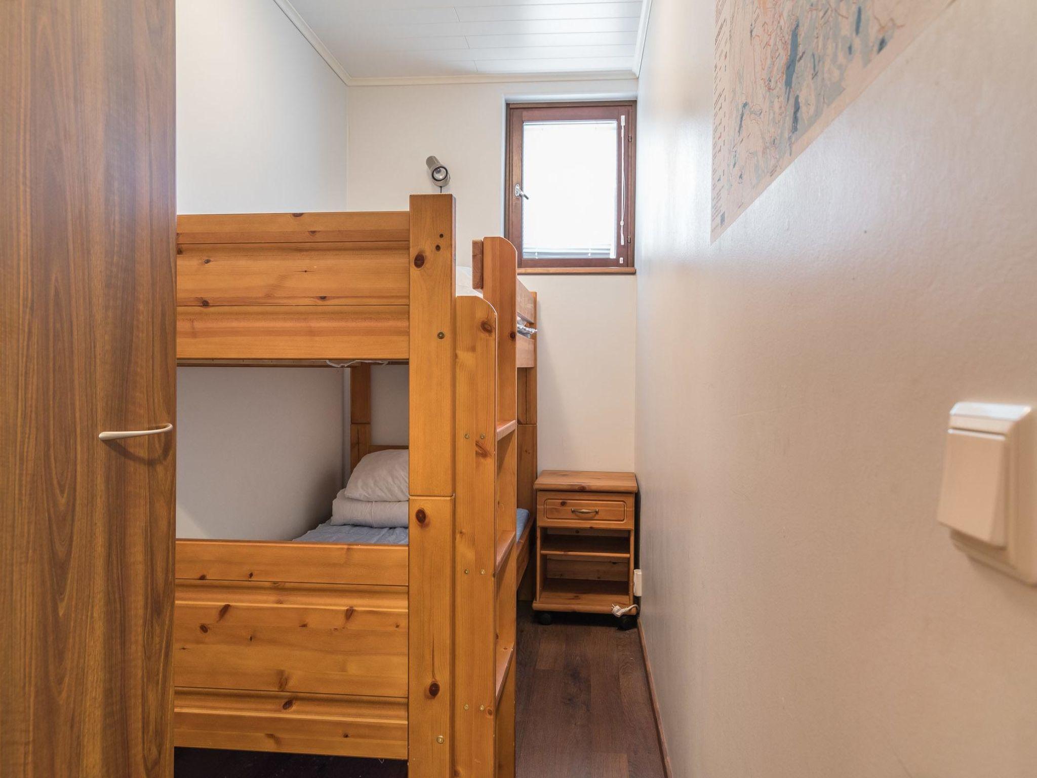 Foto 8 - Casa de 1 habitación en Kolari con sauna y vistas a la montaña