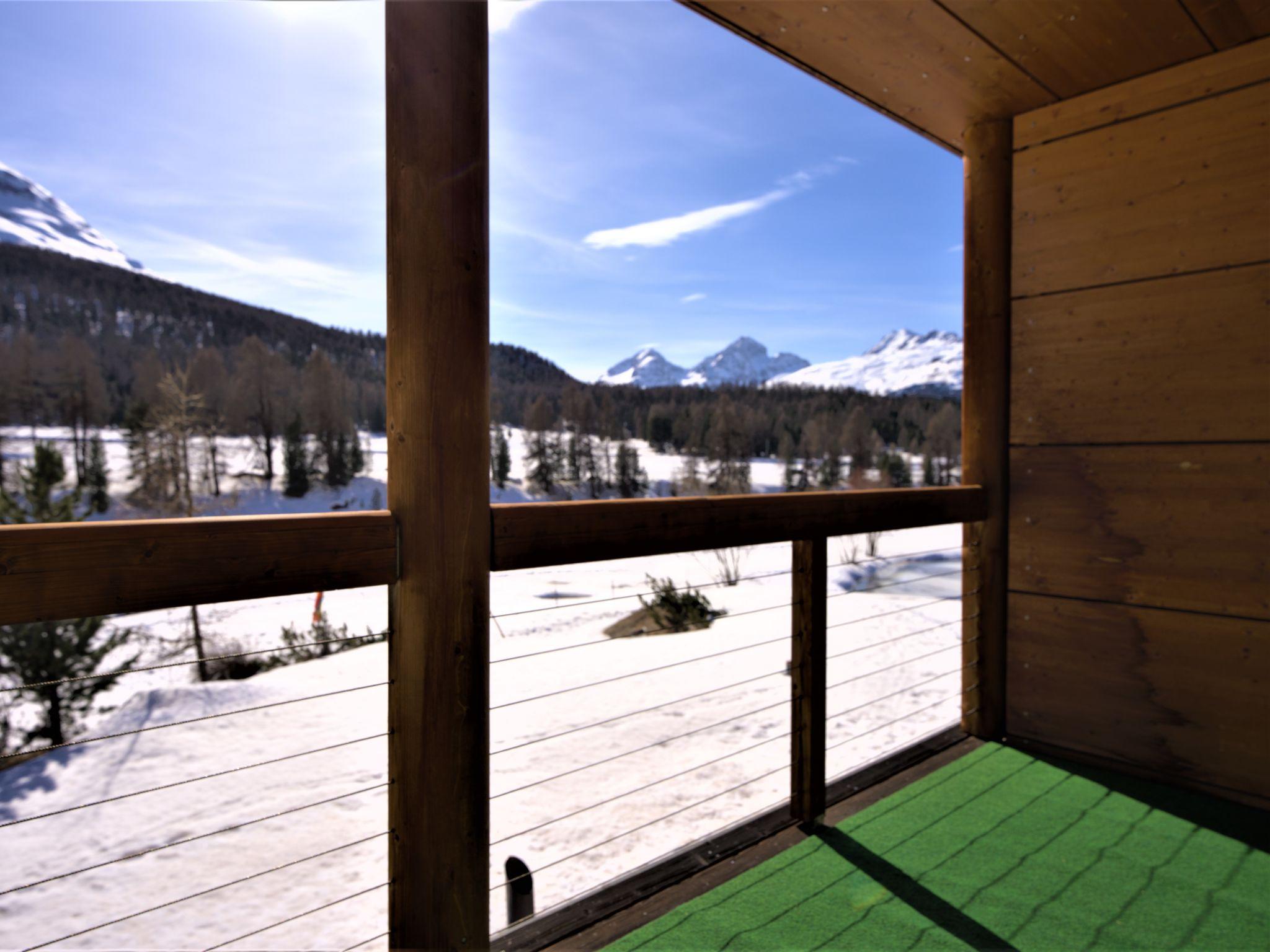 Foto 18 - Apartamento de 2 quartos em Pontresina com vista para a montanha