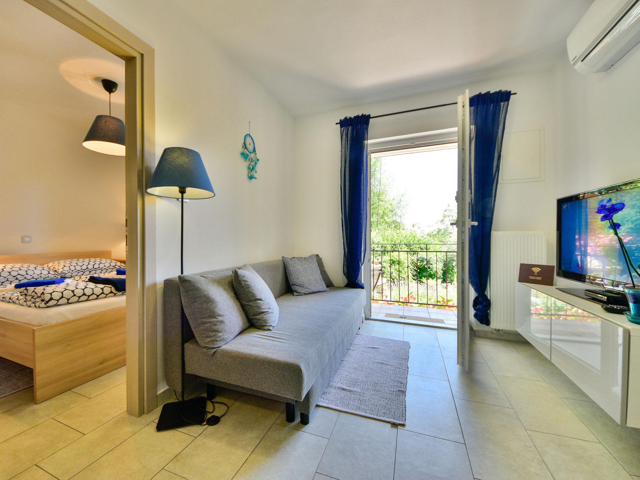 Foto 5 - Apartamento de 1 quarto em Opatija com terraço