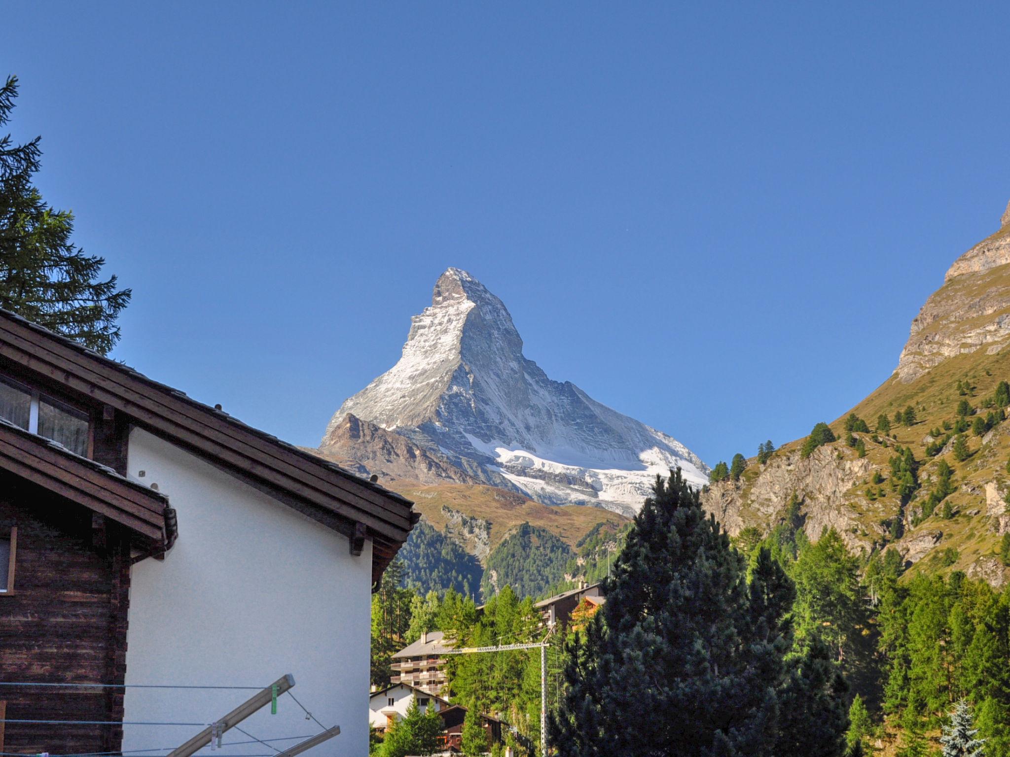 Foto 1 - Apartamento de 5 habitaciones en Zermatt con jardín