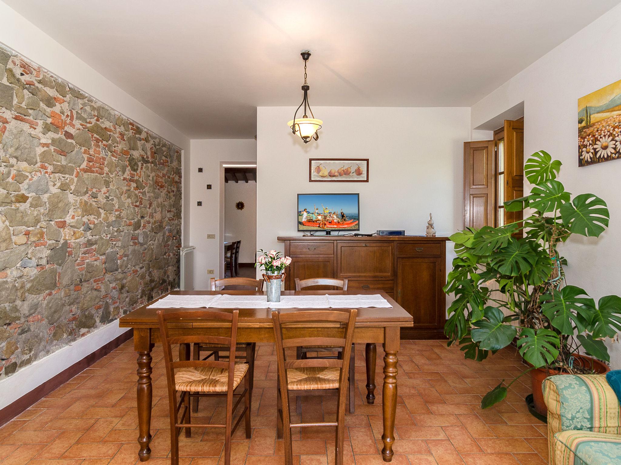 Photo 4 - 3 bedroom House in Lucca with swimming pool and garden