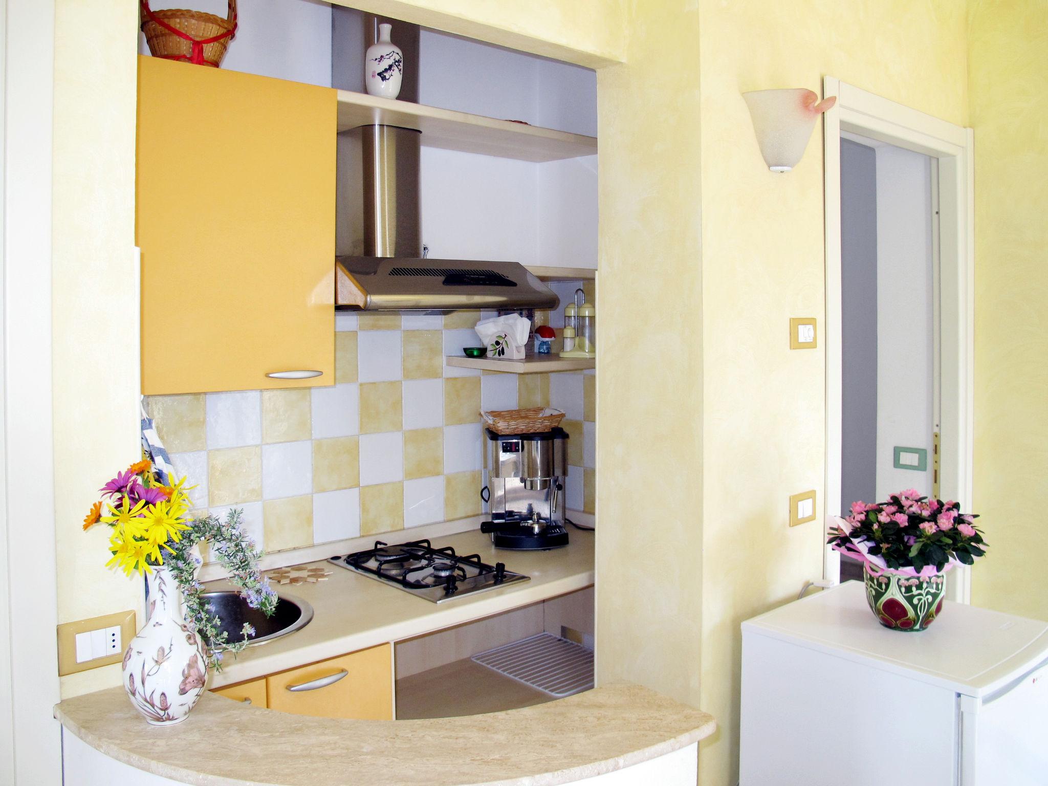 Photo 23 - 2 bedroom Apartment in Imperia with garden