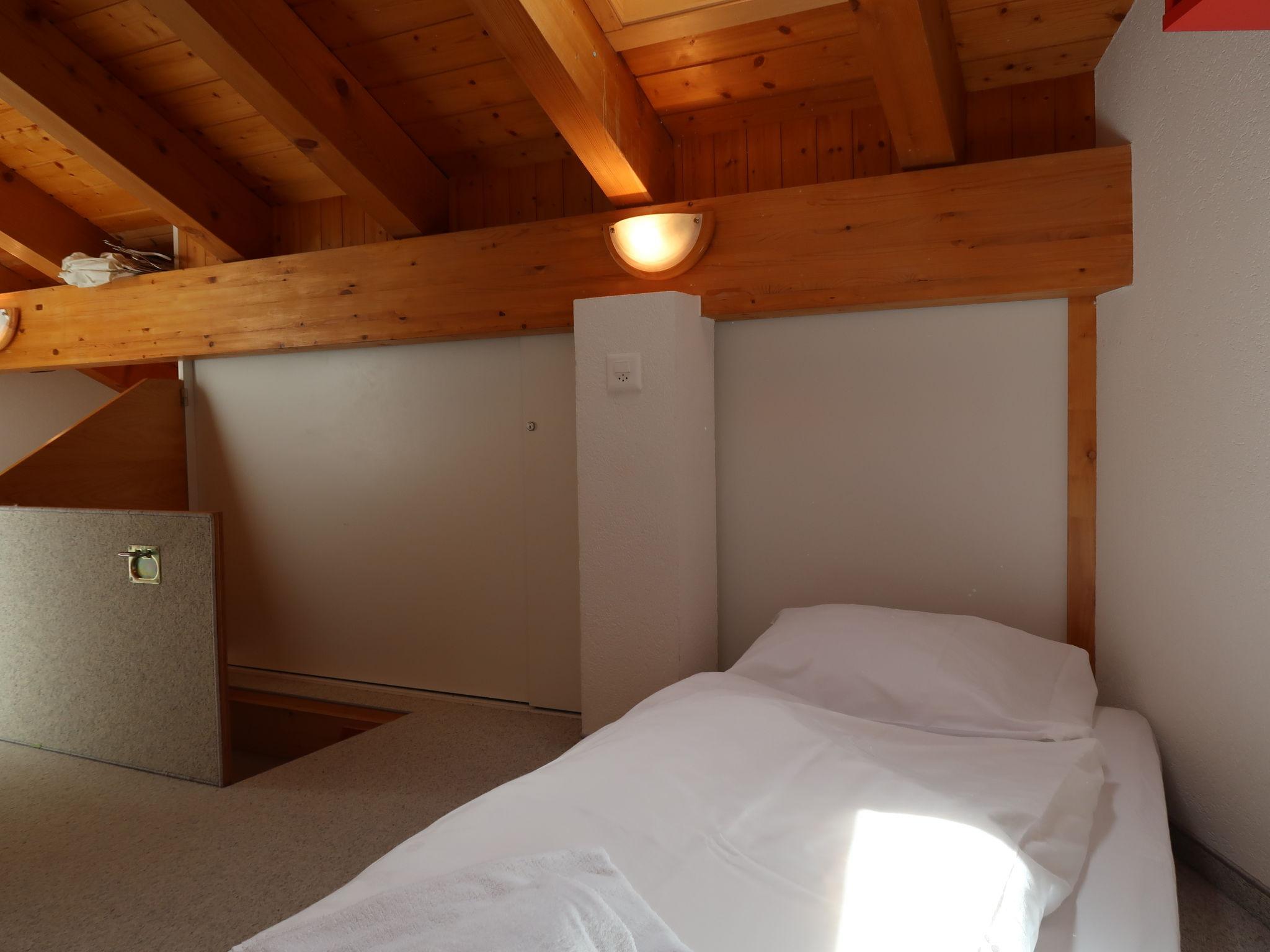 Photo 14 - 2 bedroom Apartment in Nendaz with terrace and mountain view