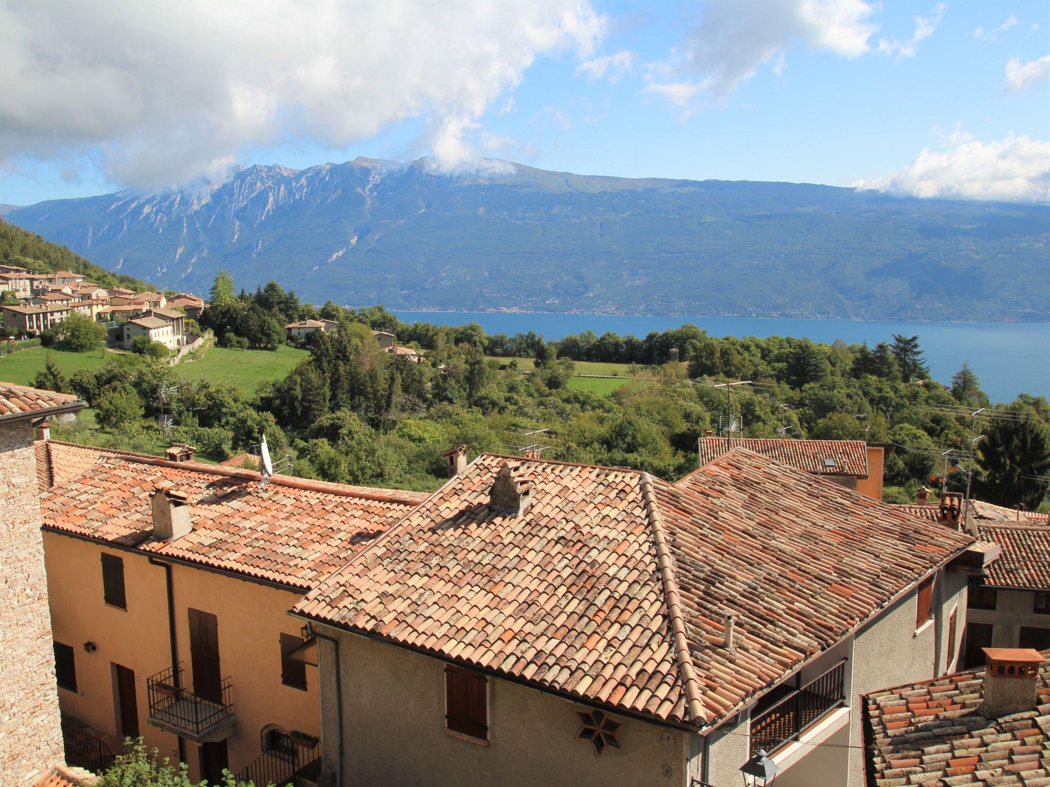 Photo 17 - Appartement de 2 chambres à Gargnano avec vues sur la montagne