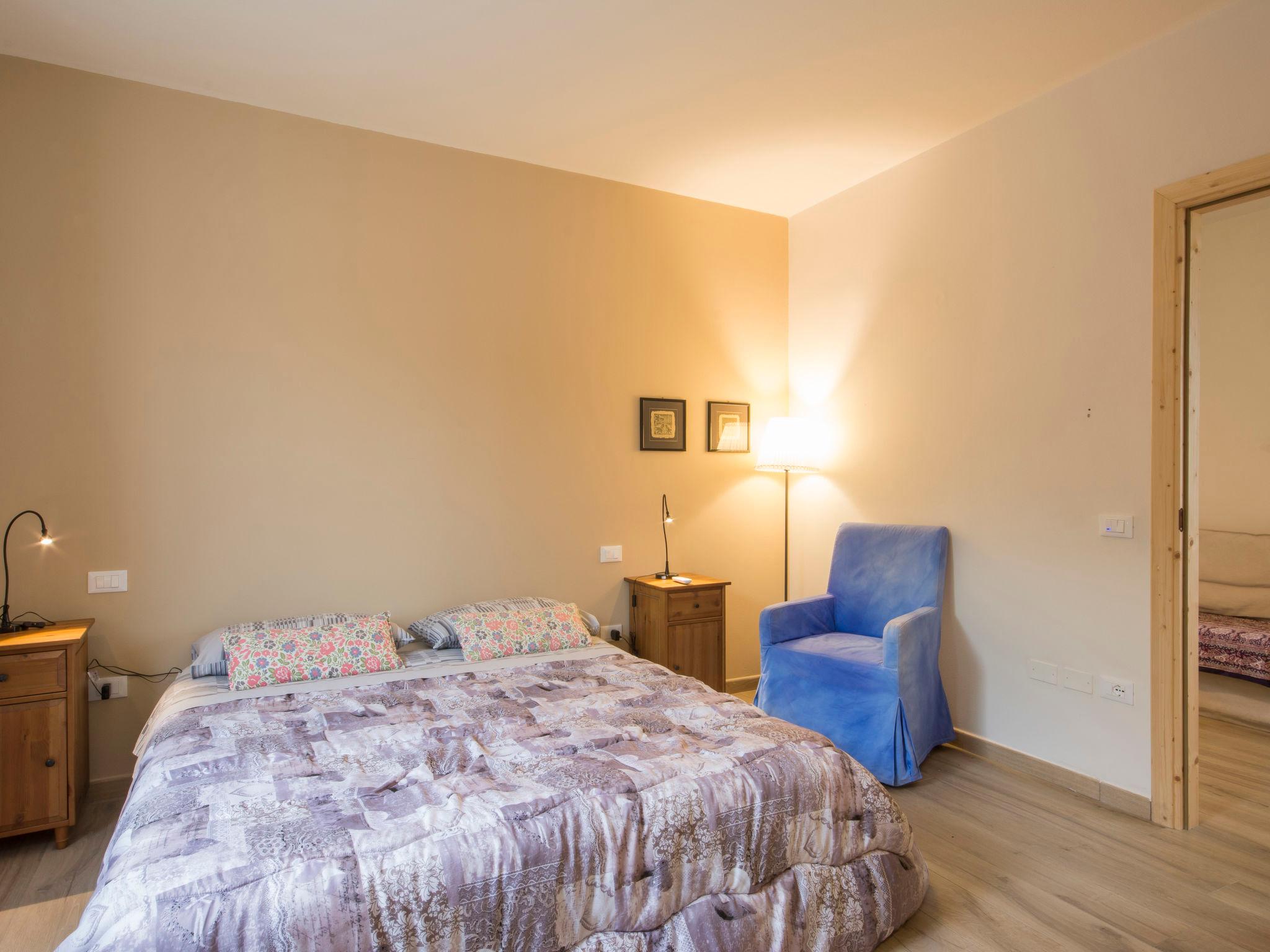 Foto 12 - Apartment mit 1 Schlafzimmer in Fucecchio mit schwimmbad