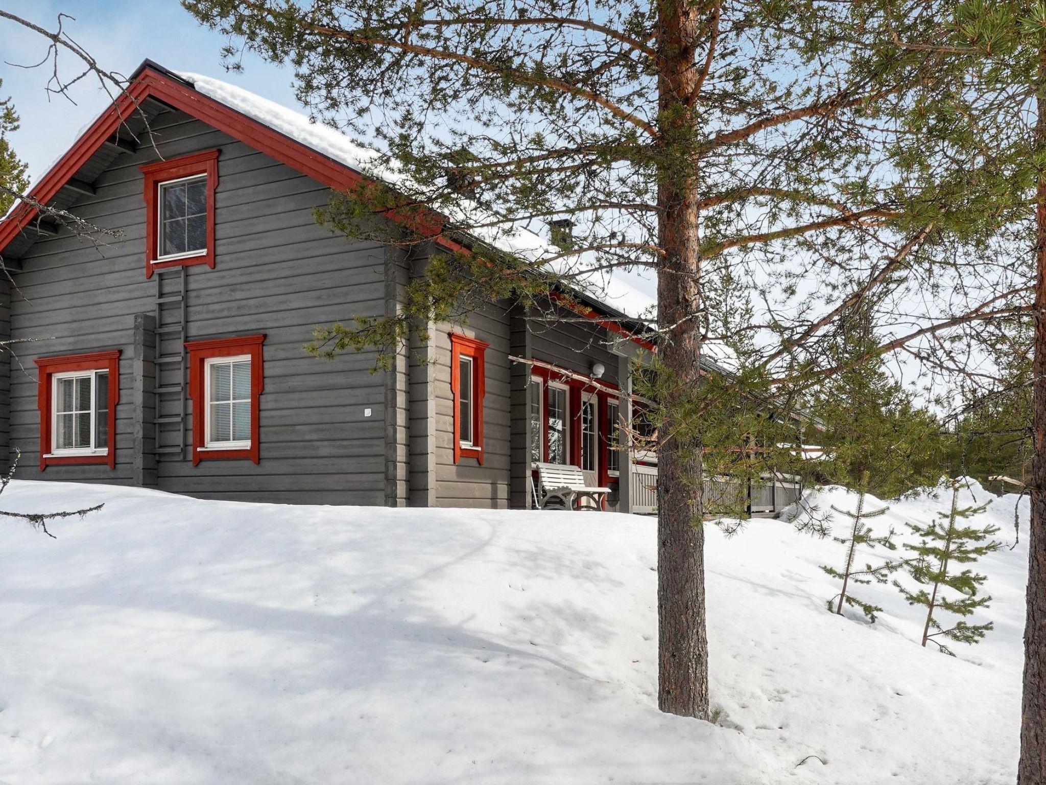 Foto 1 - Casa de 3 habitaciones en Sodankylä con sauna y vistas a la montaña