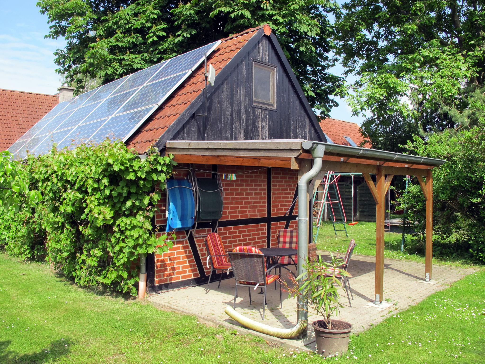 Photo 1 - Maison de 1 chambre à Sundhagen avec jardin et vues à la mer