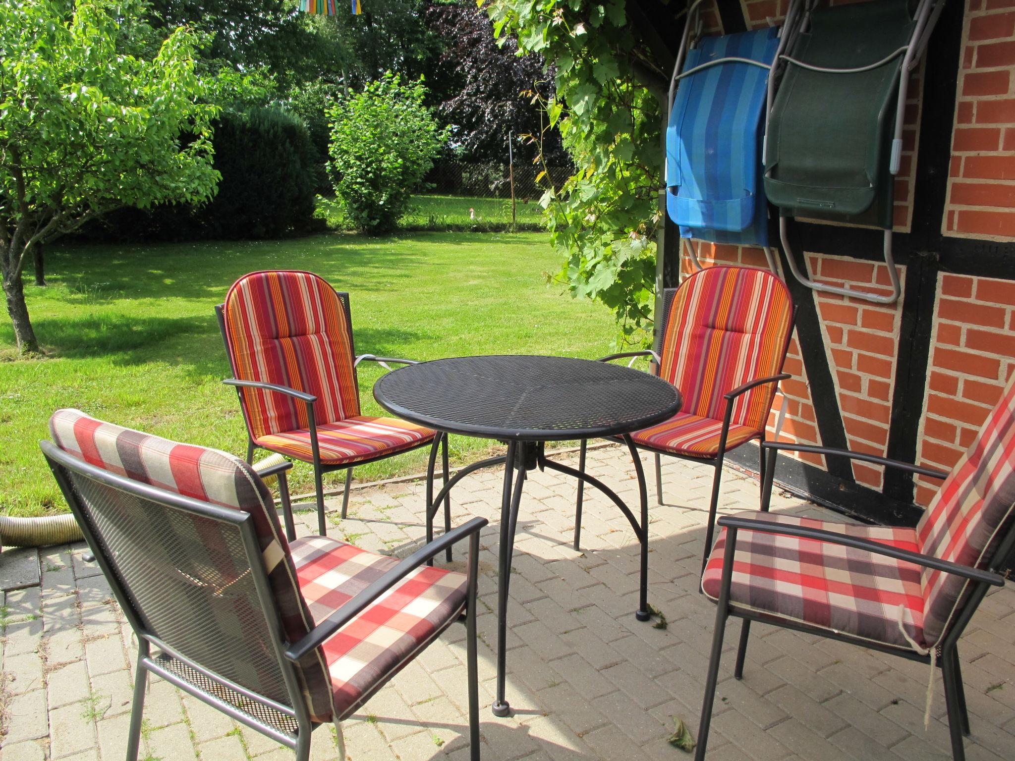 Photo 2 - Maison de 1 chambre à Sundhagen avec jardin et terrasse