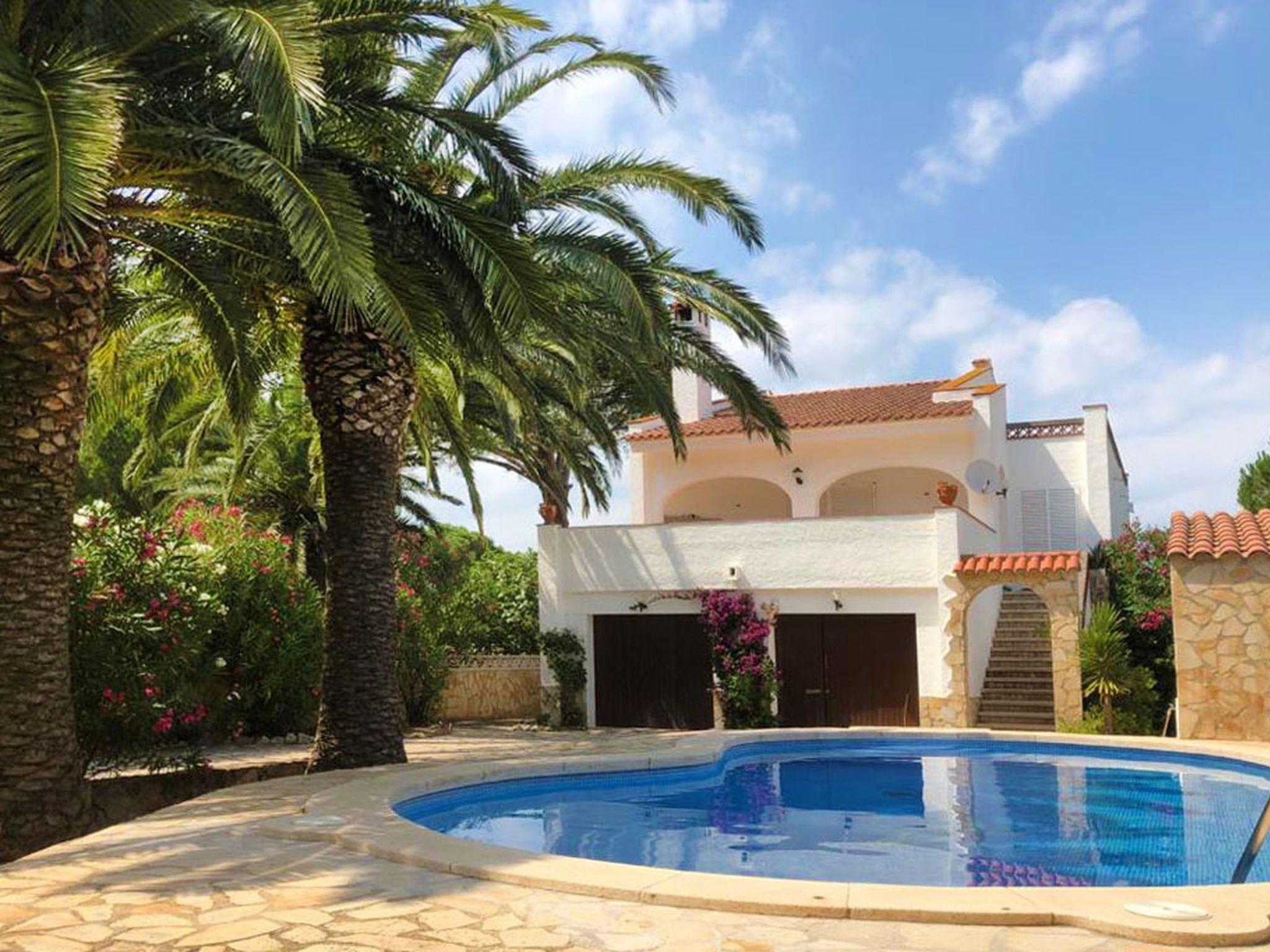 Foto 1 - Casa con 3 camere da letto a Torroella de Montgrí con piscina privata e terrazza