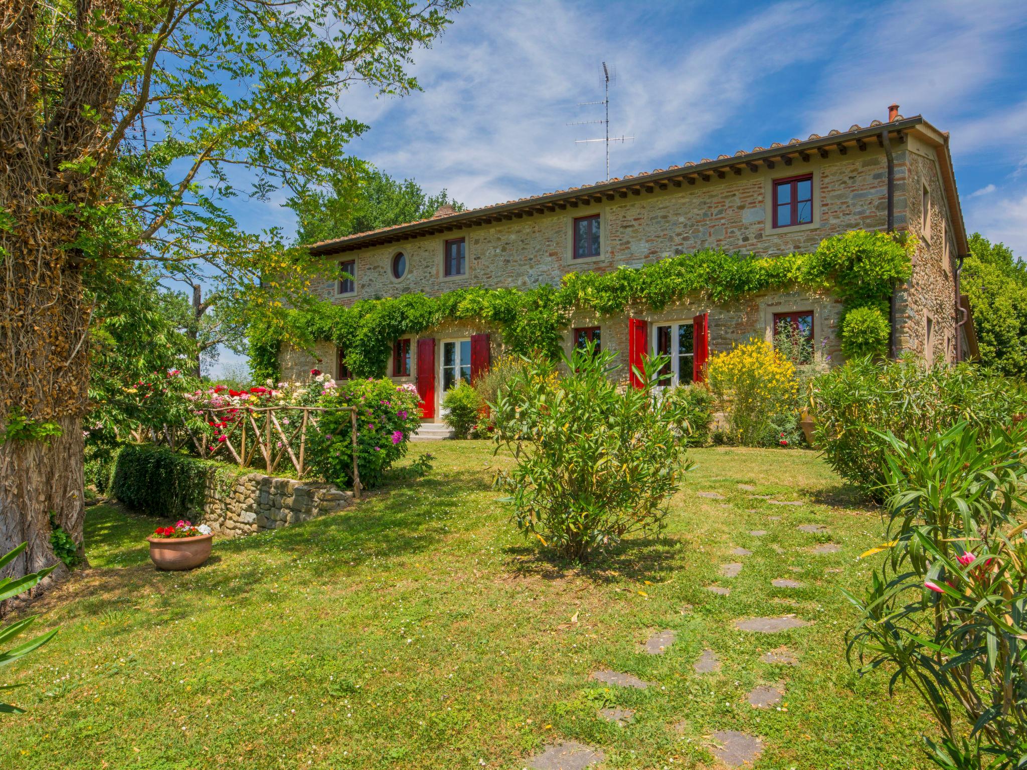 Foto 9 - Casa de 6 habitaciones en Vicchio con piscina privada y jardín