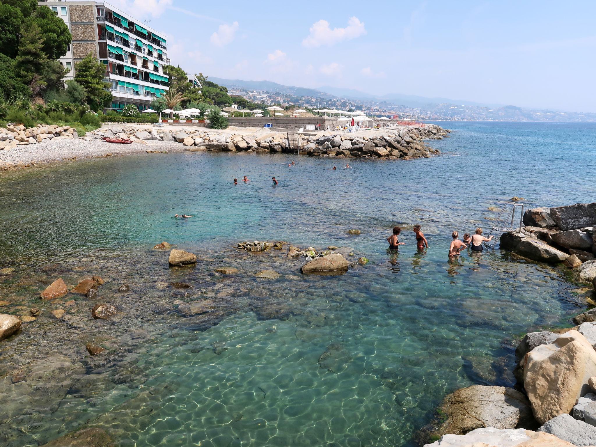 Foto 25 - Appartamento a Sanremo con piscina e vista mare