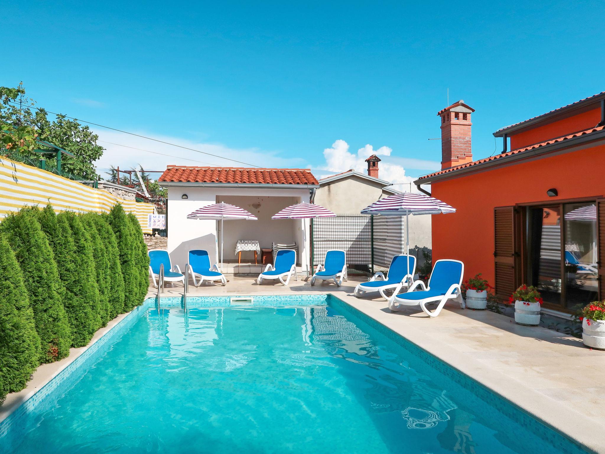 Photo 3 - Maison de 6 chambres à Labin avec piscine privée et jardin