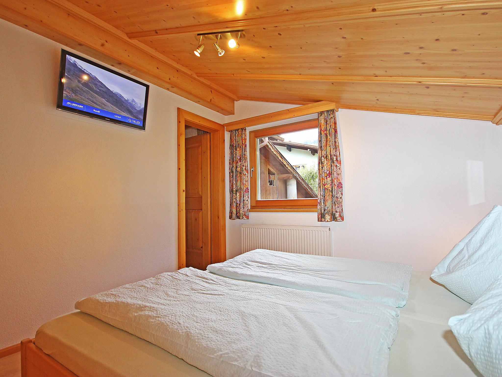 Foto 15 - Apartamento de 4 quartos em Pettneu am Arlberg com jardim