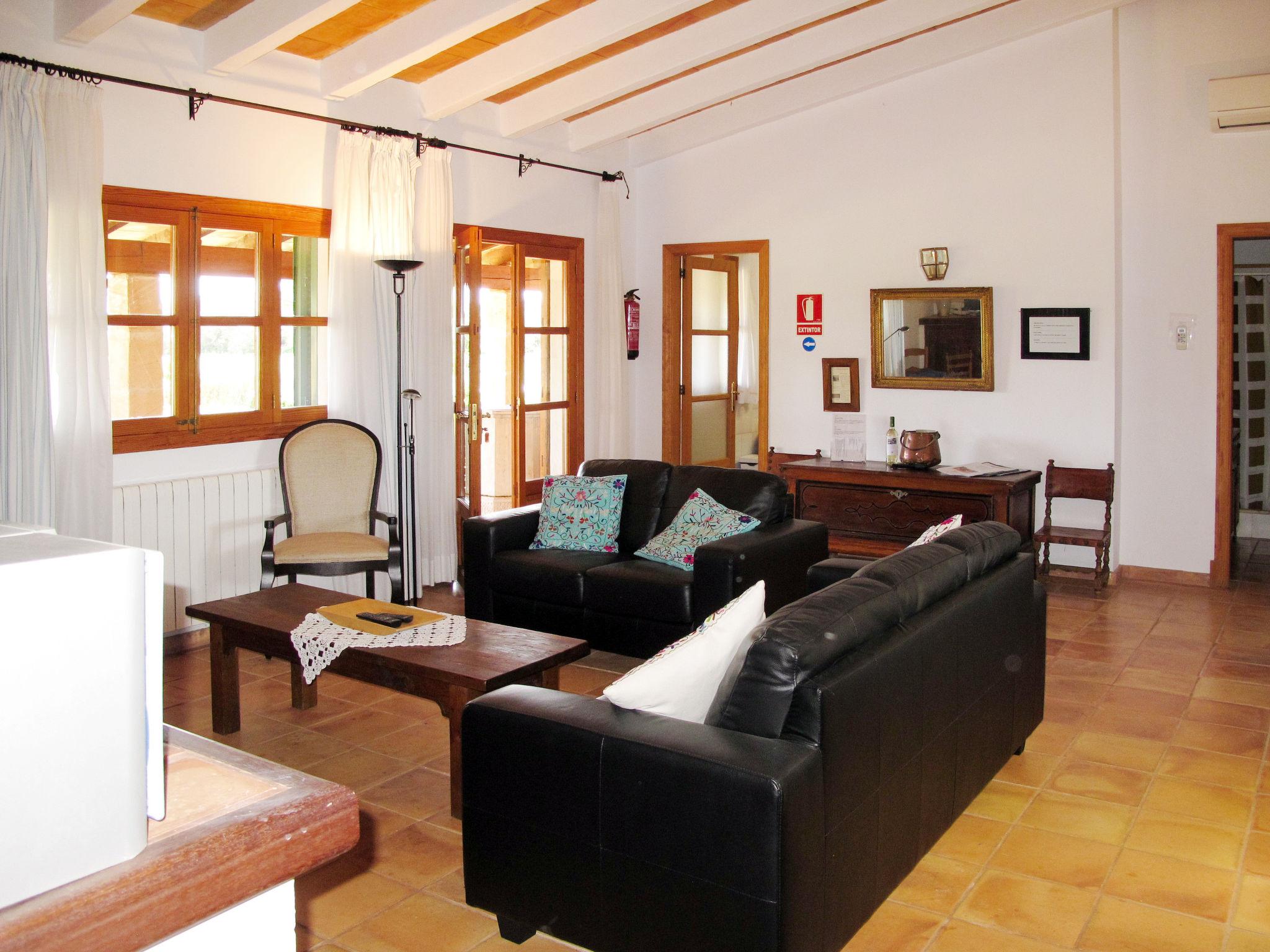 Photo 15 - 3 bedroom House in Porreres with private pool and garden