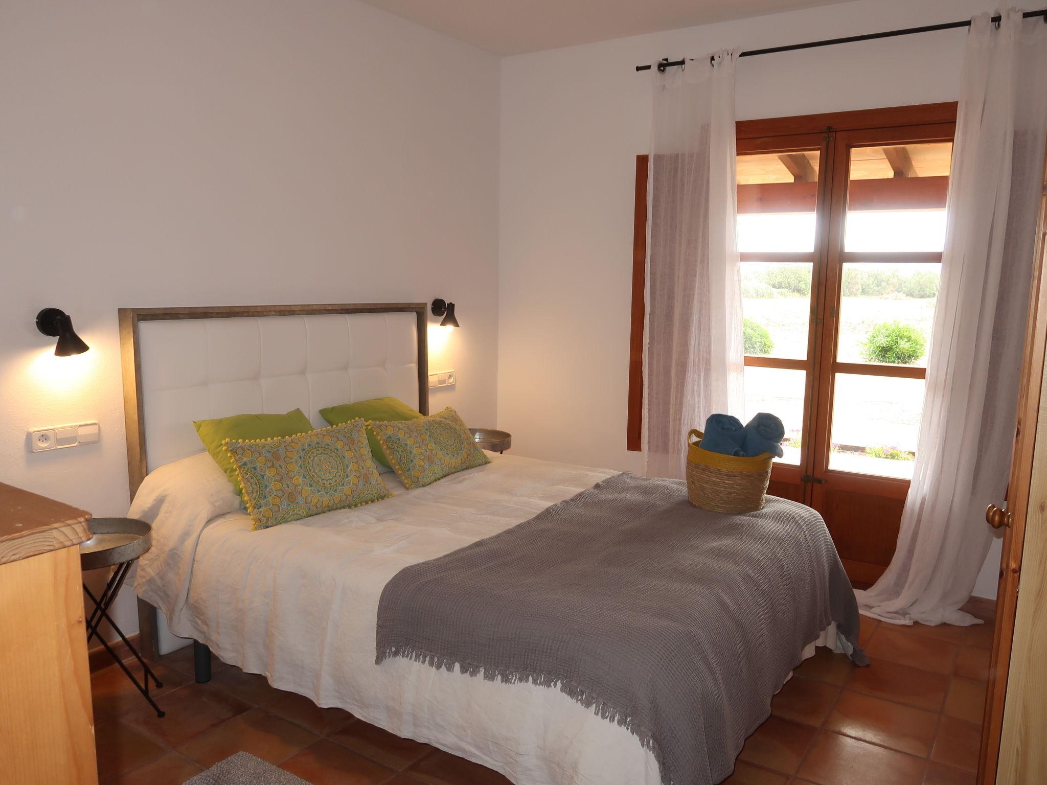 Photo 5 - 3 bedroom House in Porreres with private pool and garden