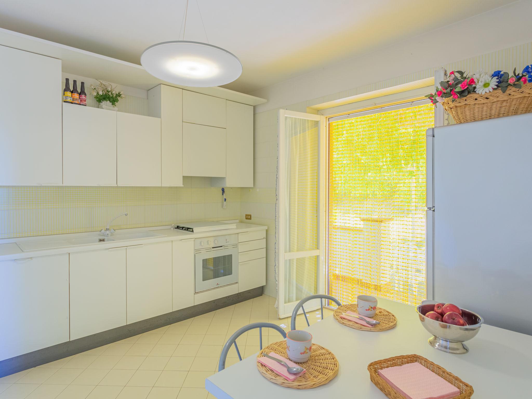 Photo 12 - 3 bedroom House in Altino with terrace