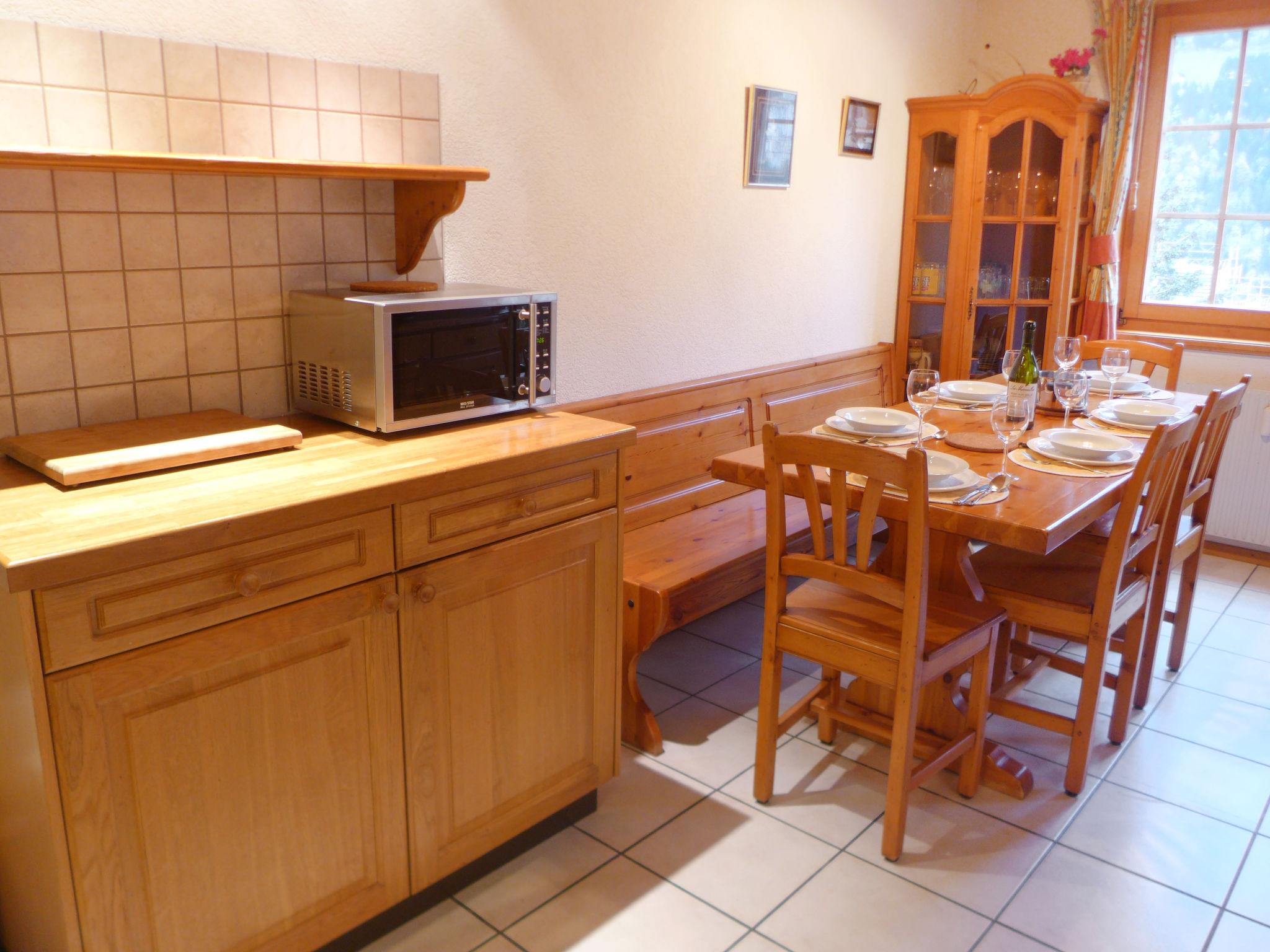 Photo 6 - 2 bedroom Apartment in Champéry with garden and terrace