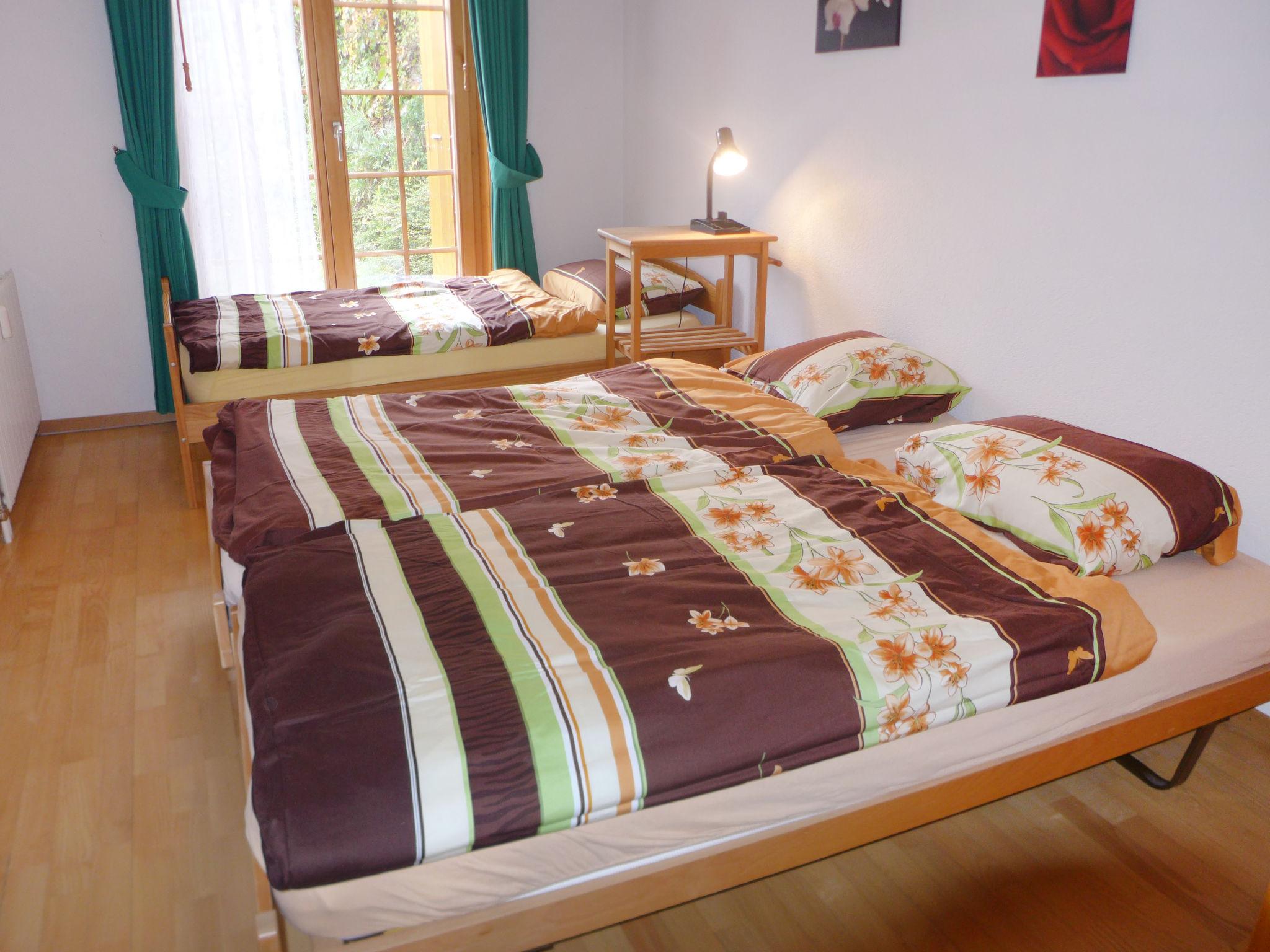 Foto 4 - Appartamento con 2 camere da letto a Champéry con giardino