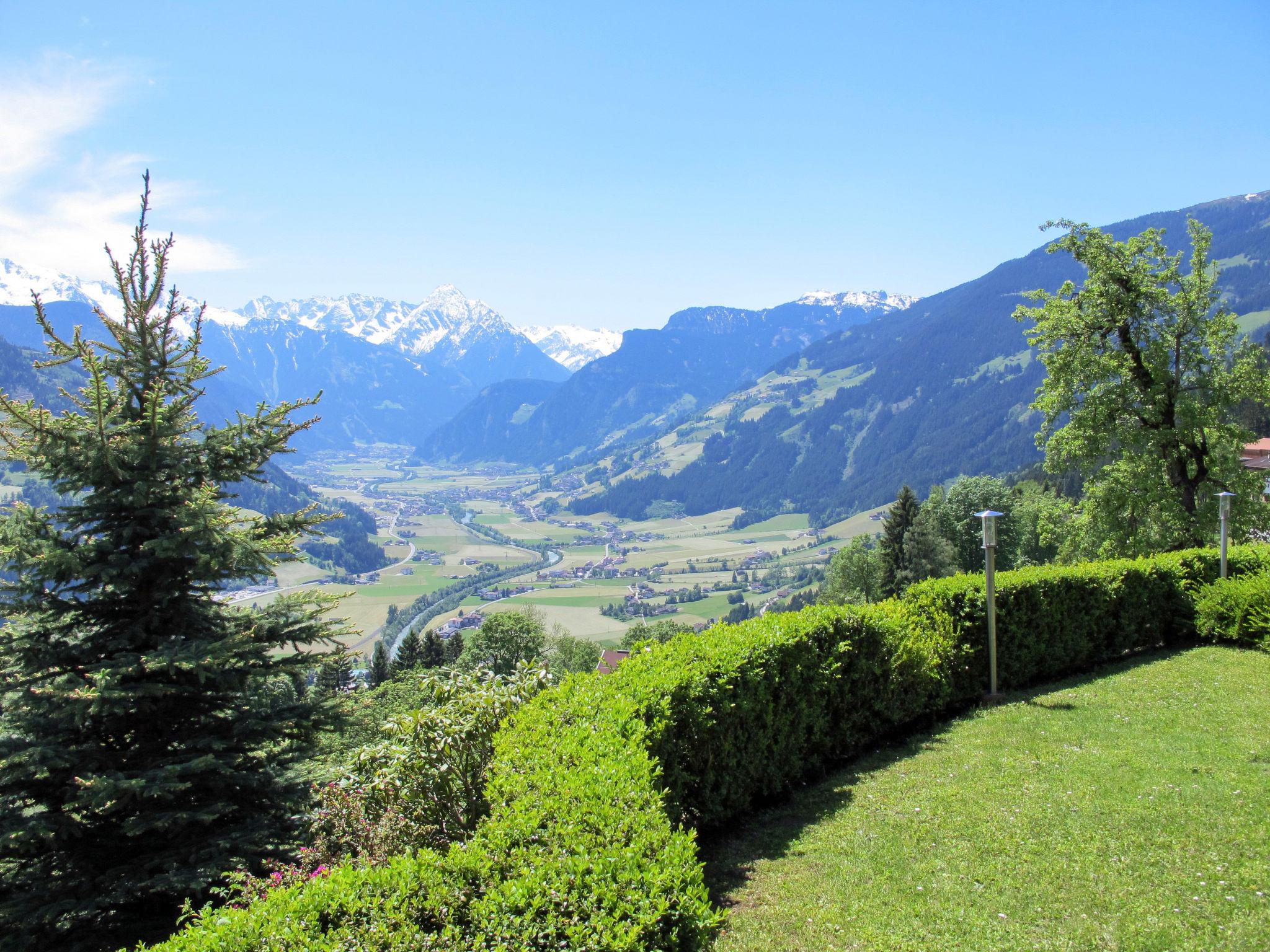 Foto 14 - Apartamento de 2 quartos em Zellberg com jardim e vista para a montanha